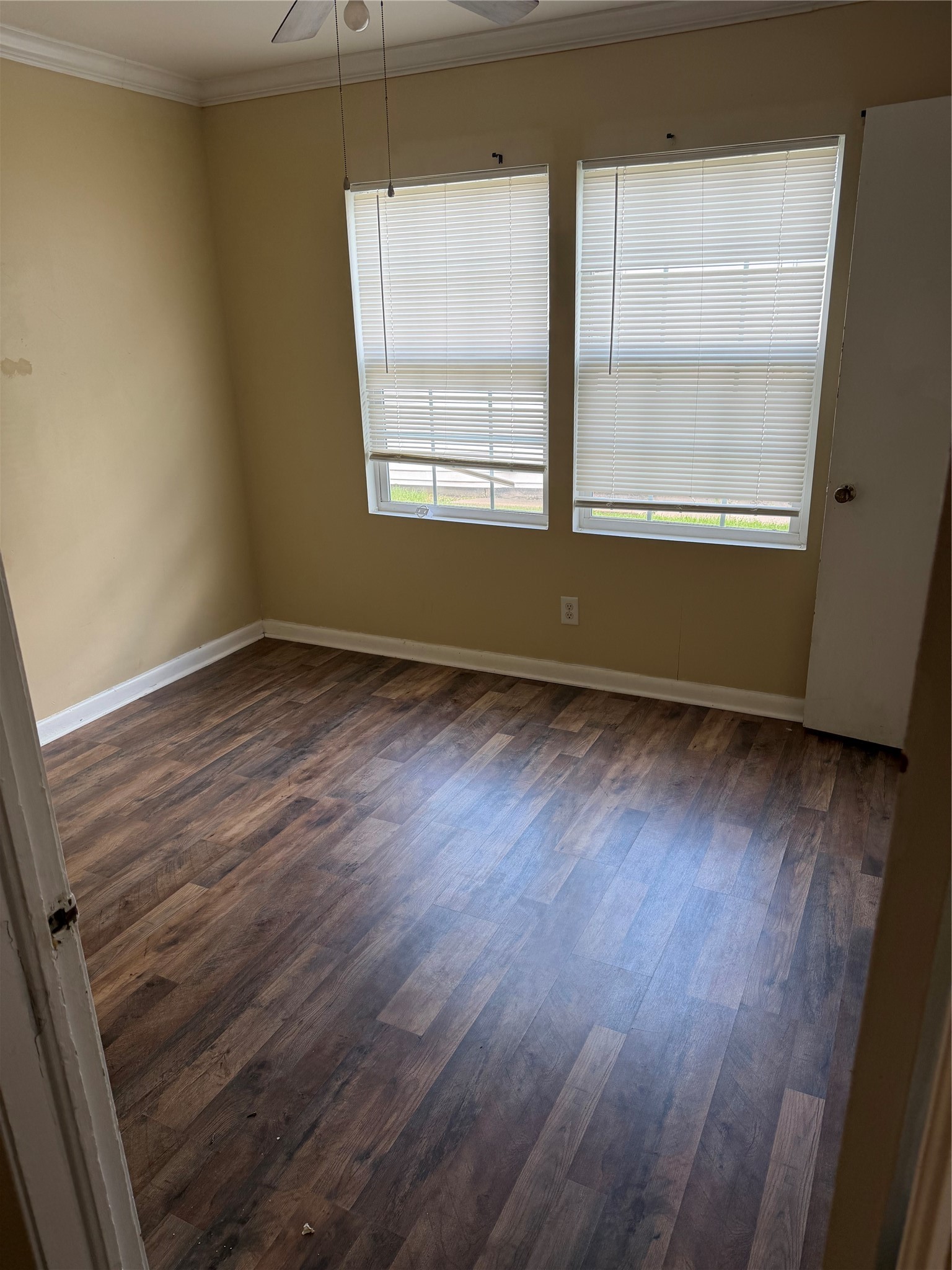2415 Huntington Drive Property Photo 6
