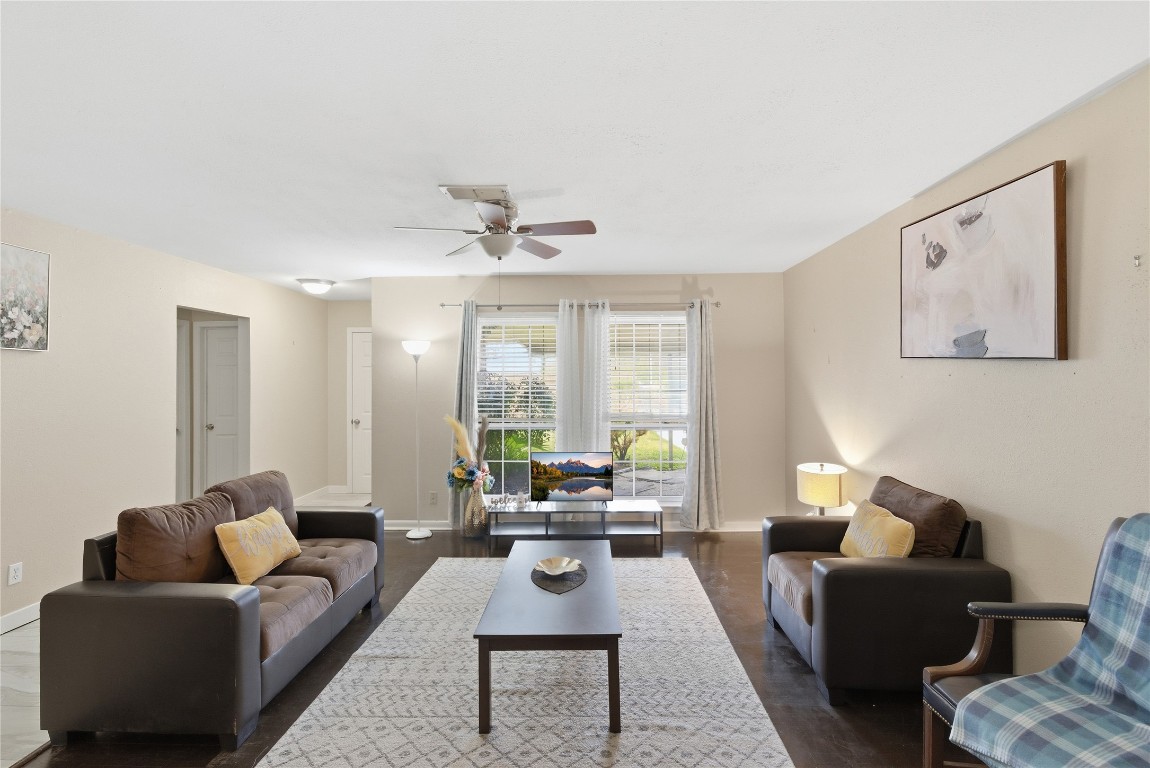 407 Present Street Property Photo 12