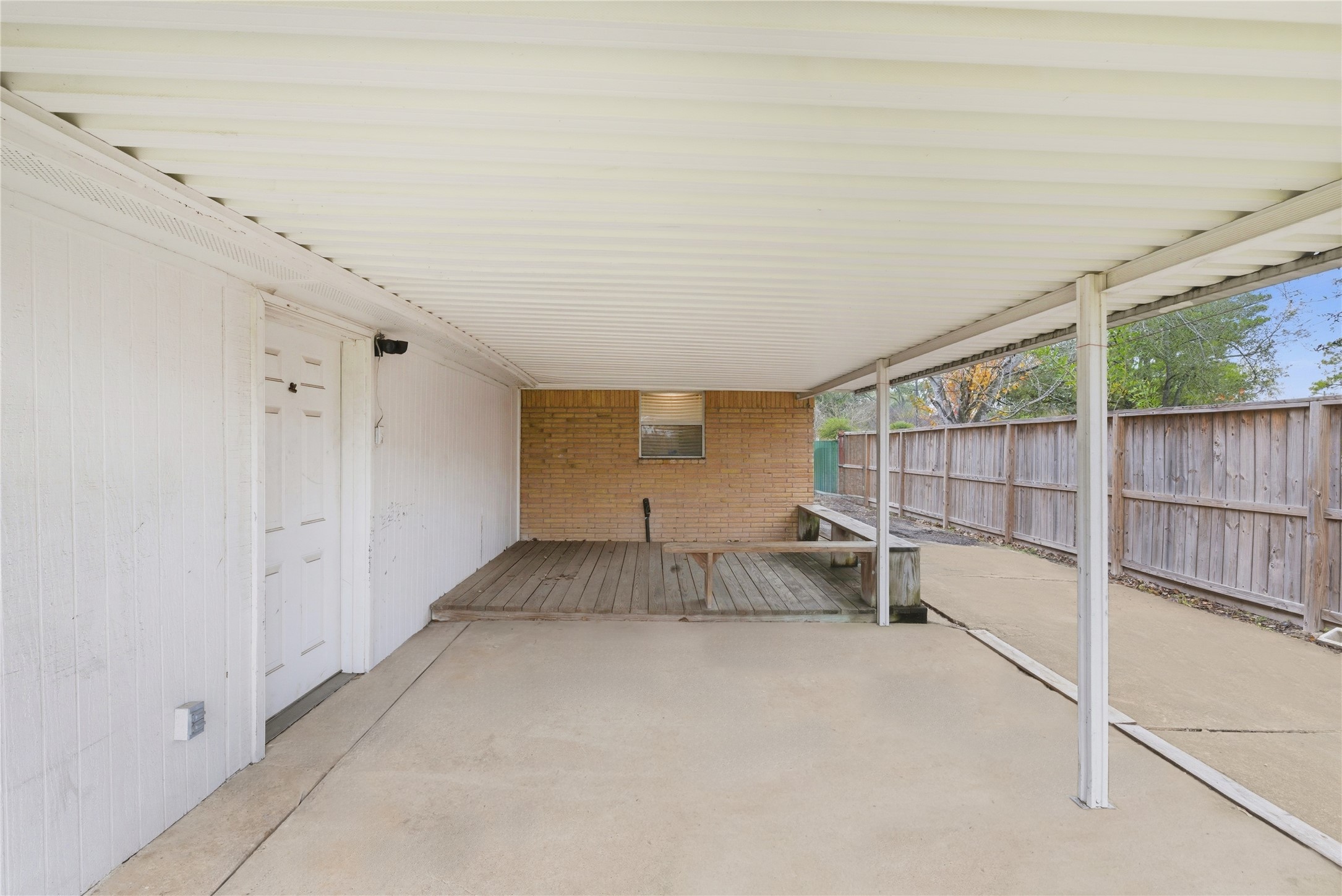 407 Present Street Property Photo 30