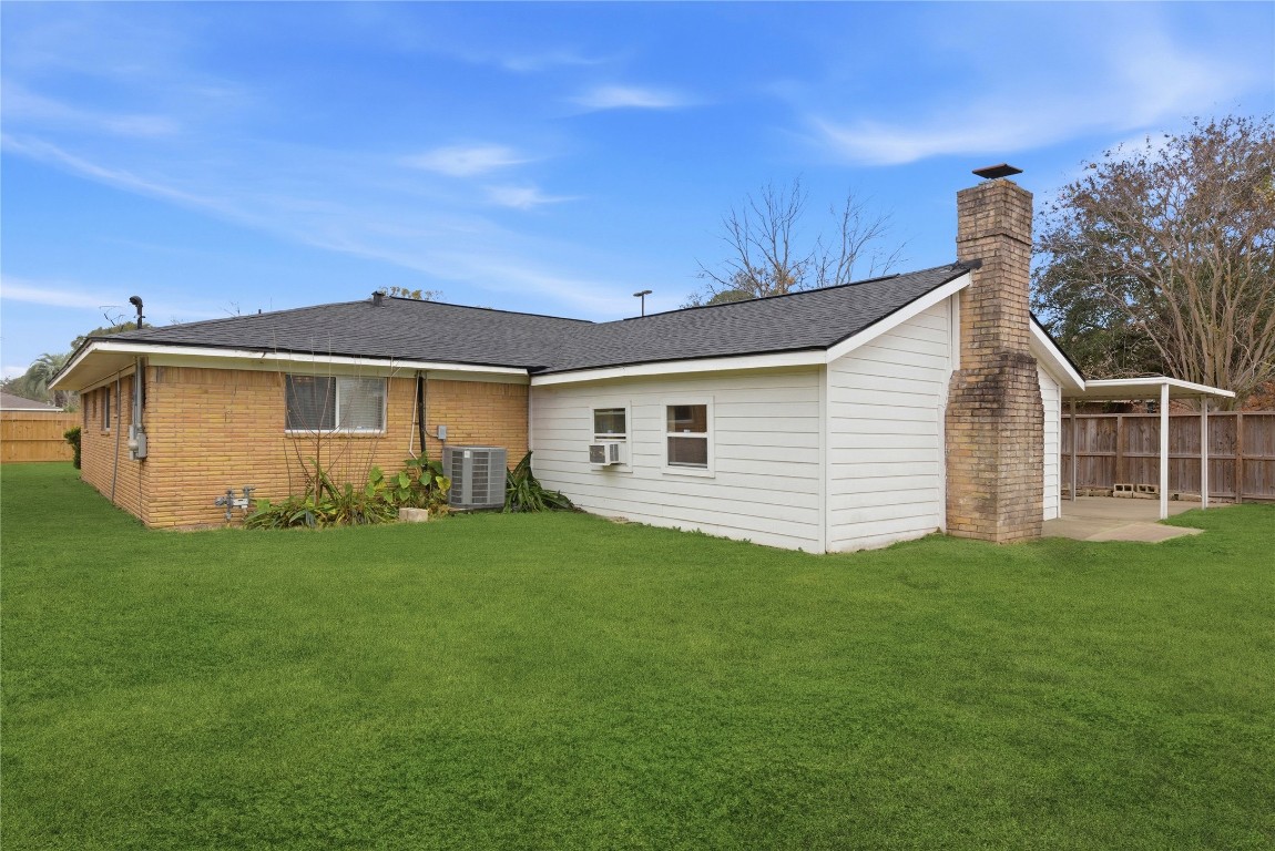 407 Present Street Property Photo 34
