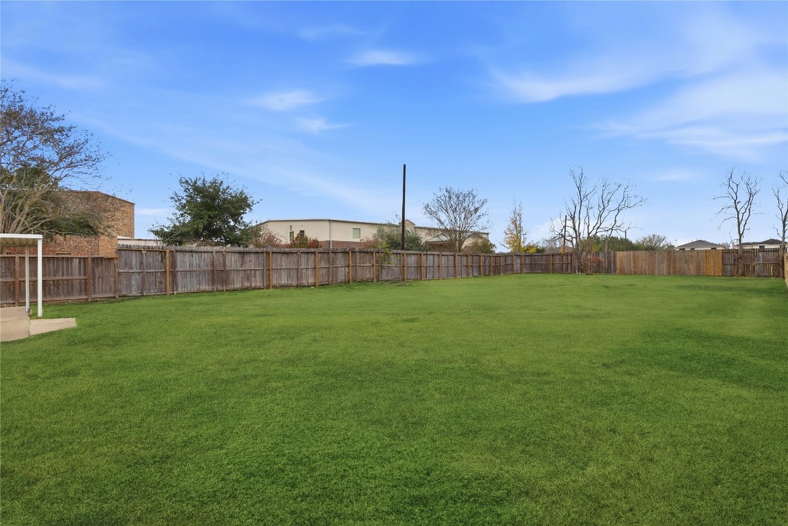 407 Present Street Property Photo 35