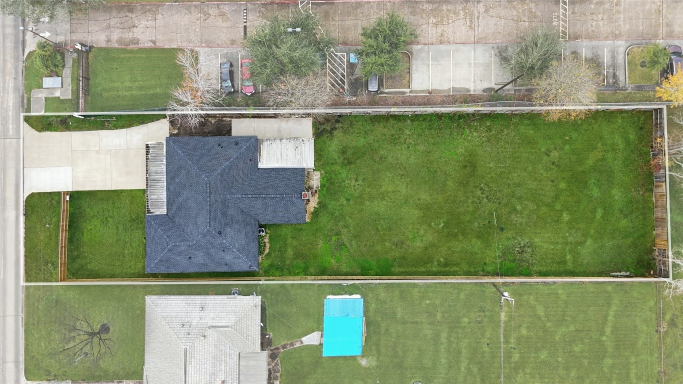 407 Present Street Property Photo 40