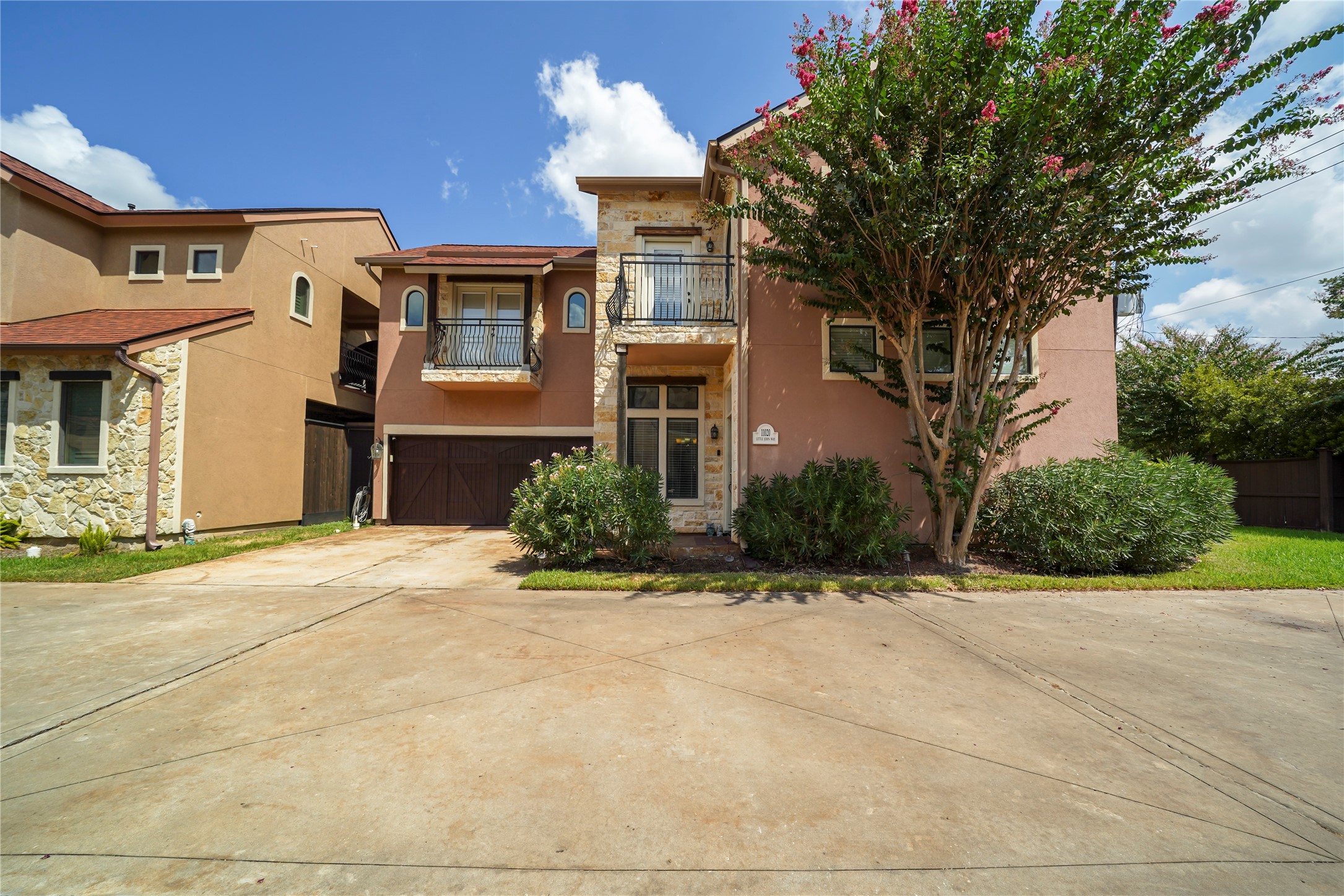 11020 Little John Way Property Photo 2