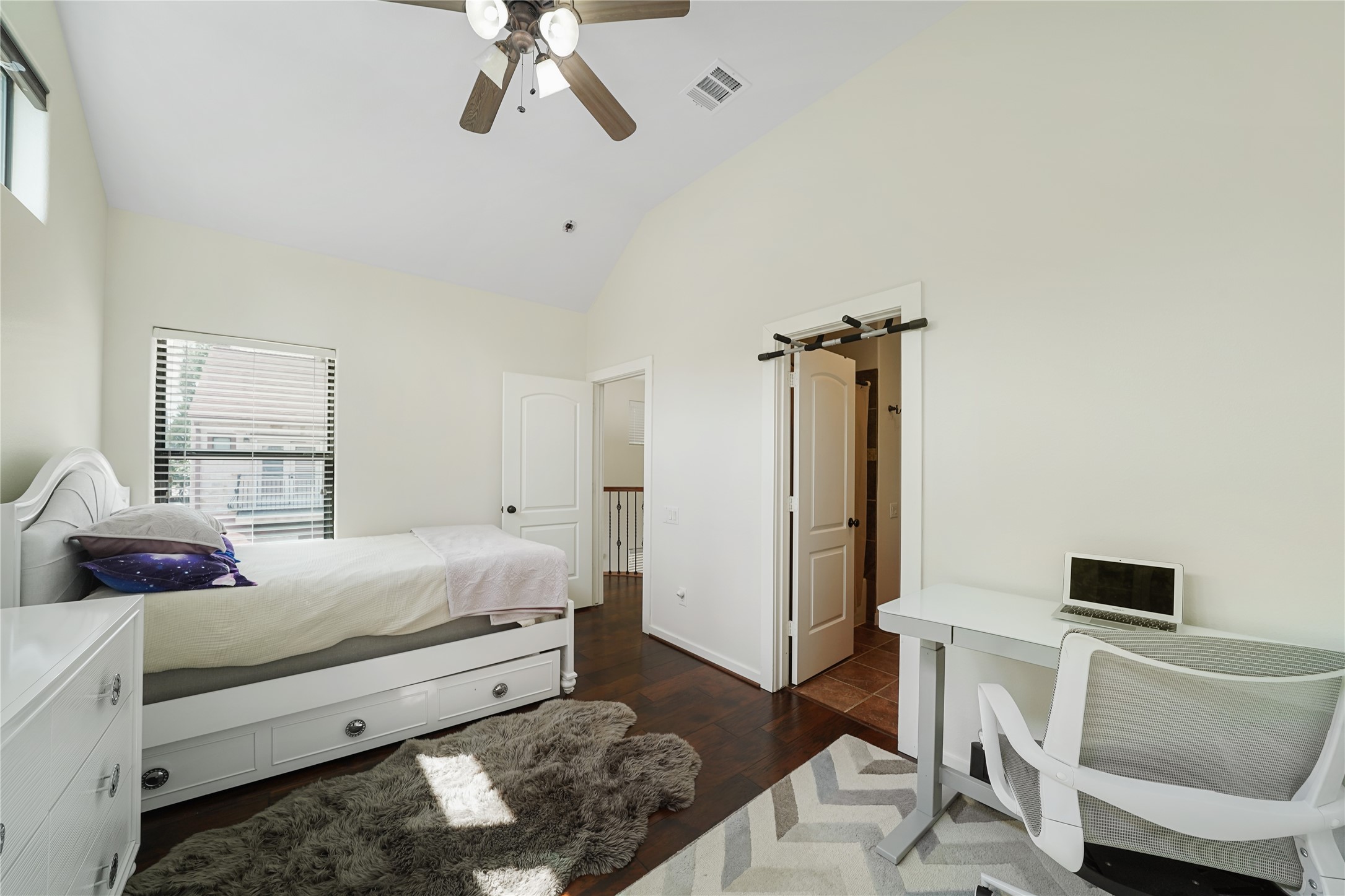 11020 Little John Way Property Photo 20