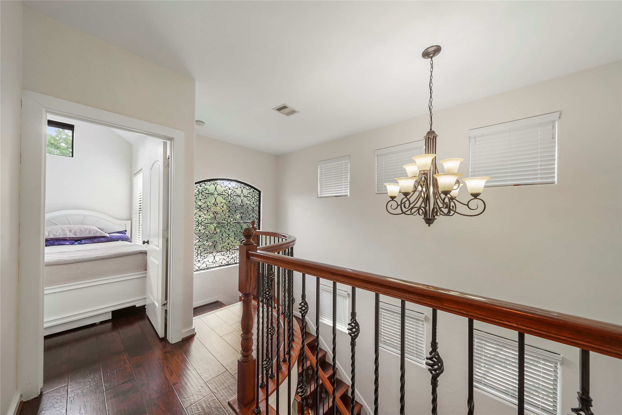 11020 Little John Way Property Photo 32