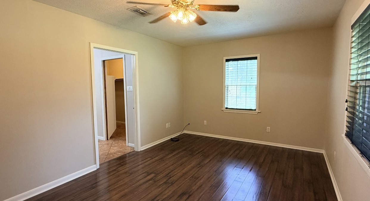 340 Westwood Ln Property Photo 12