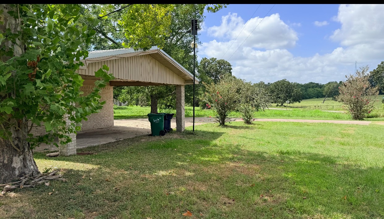 340 Westwood Ln Property Photo 14