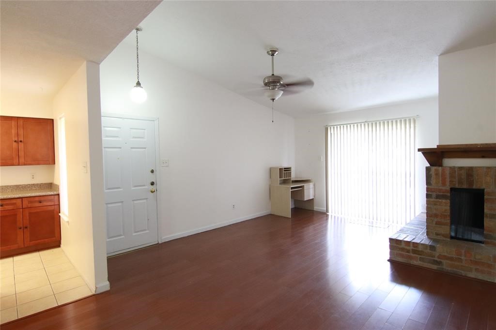 10555 Turtlewood Ct 1001 Property Photo 4