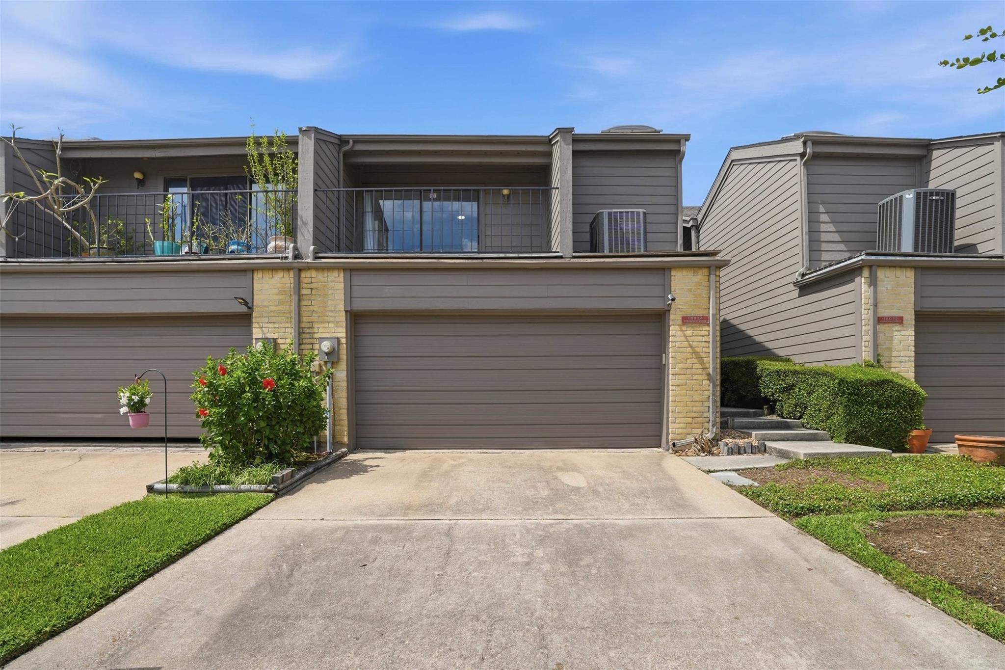 18024 Starboard Drive, Houston TX 77058 Property Photo 1