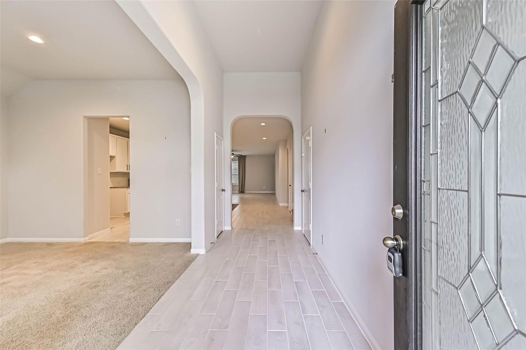 77 Indian Wells Drive Property Photo 4