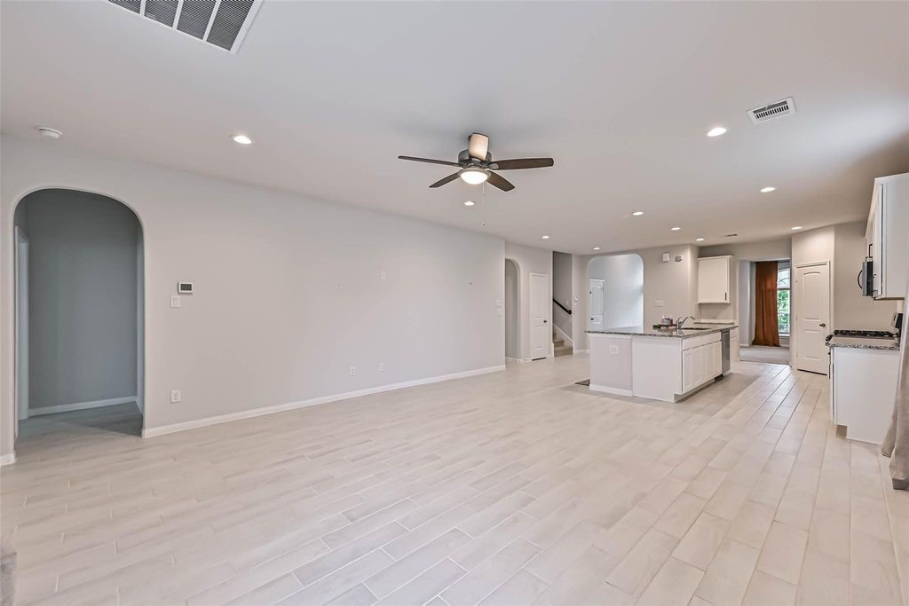 77 Indian Wells Drive Property Photo 6