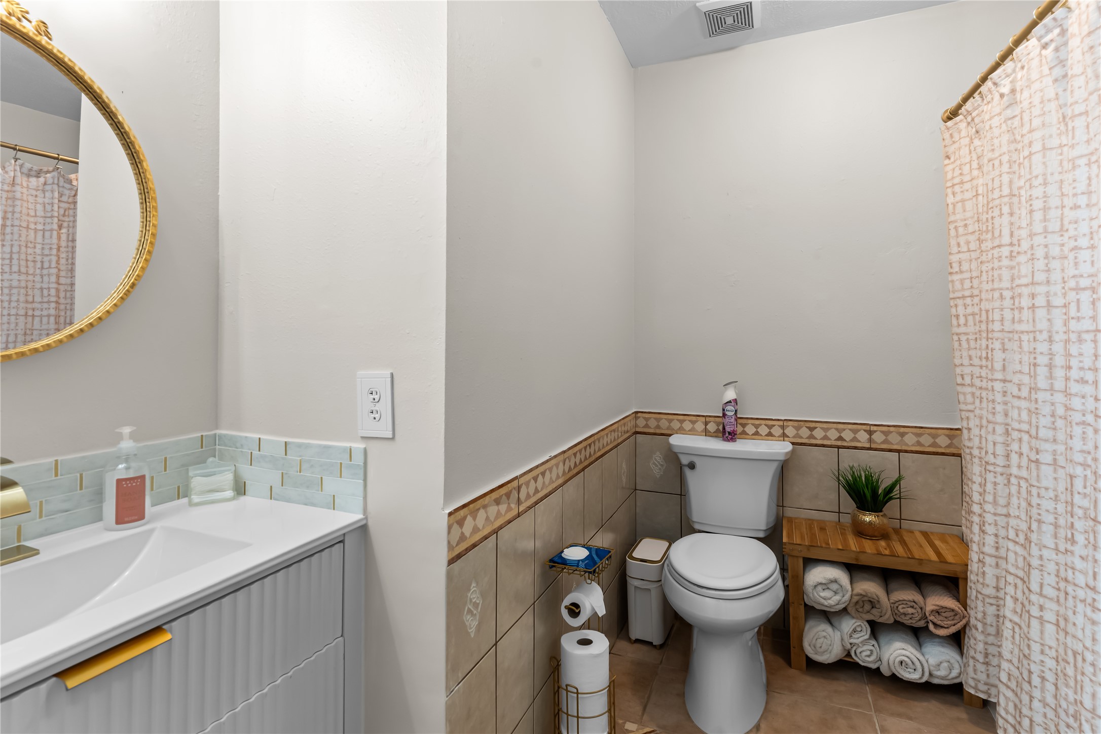 4802 Gypsy Forest Drive Property Photo 7