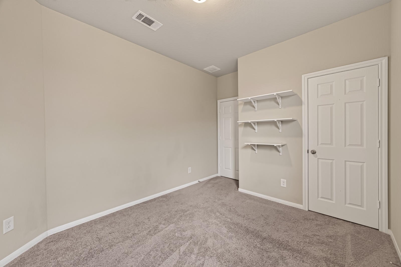 2483 Solaris Bend Dr Drive Property Photo 15