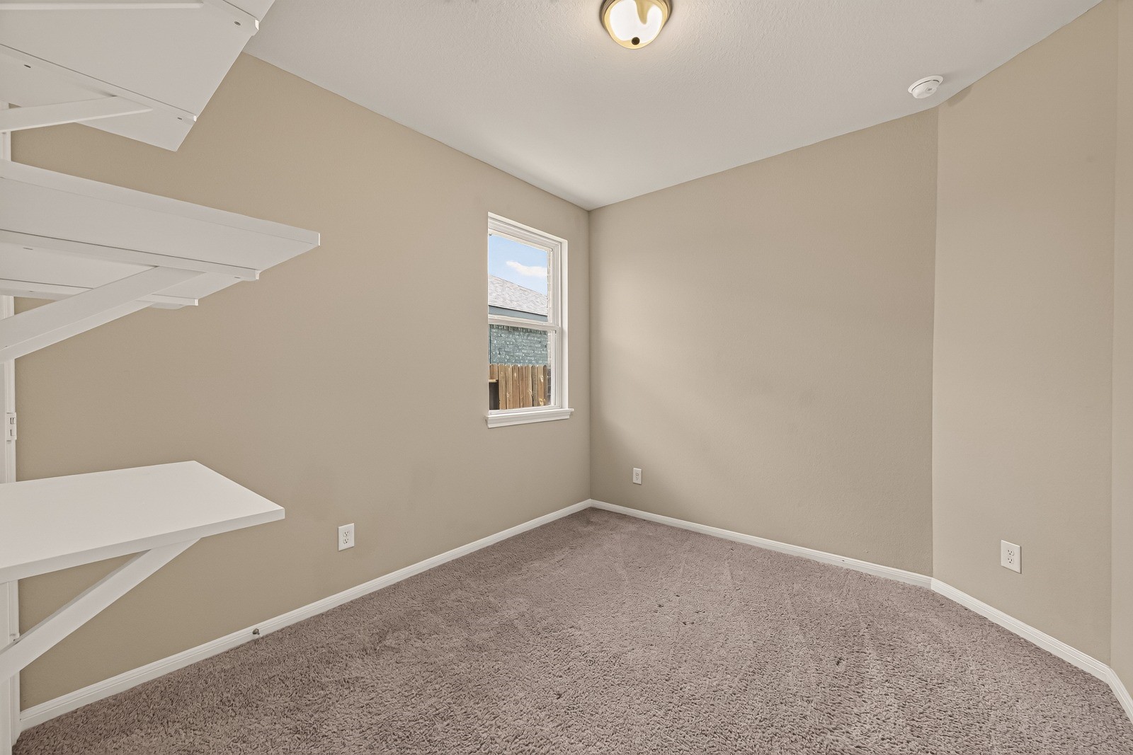 2483 Solaris Bend Dr Drive Property Photo 16