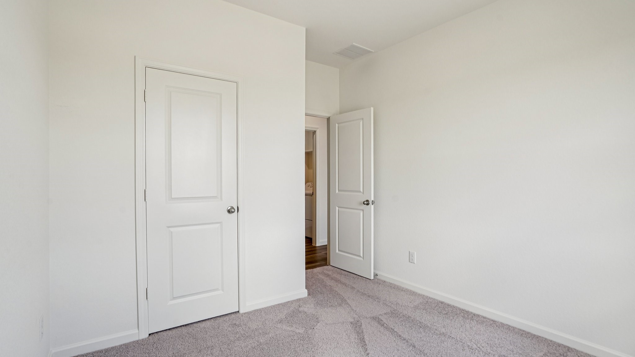 9376 Boulder Boulevard Property Photo 12