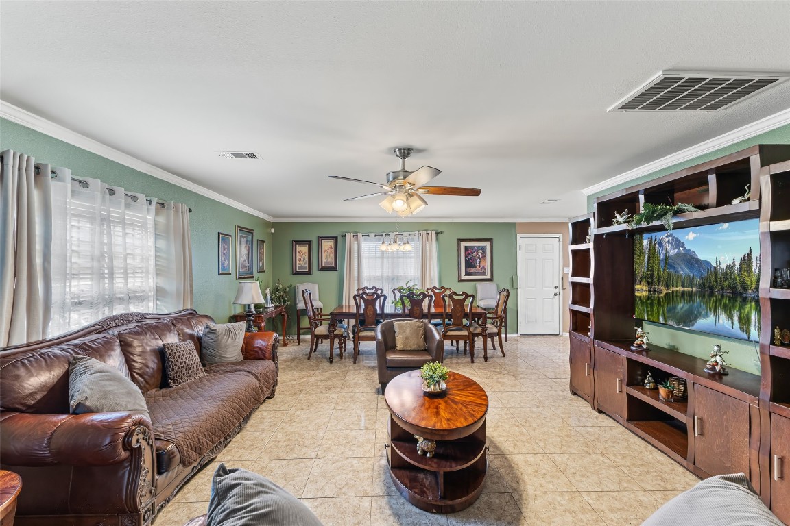 9411 Abbotshall Lane Property Photo 11