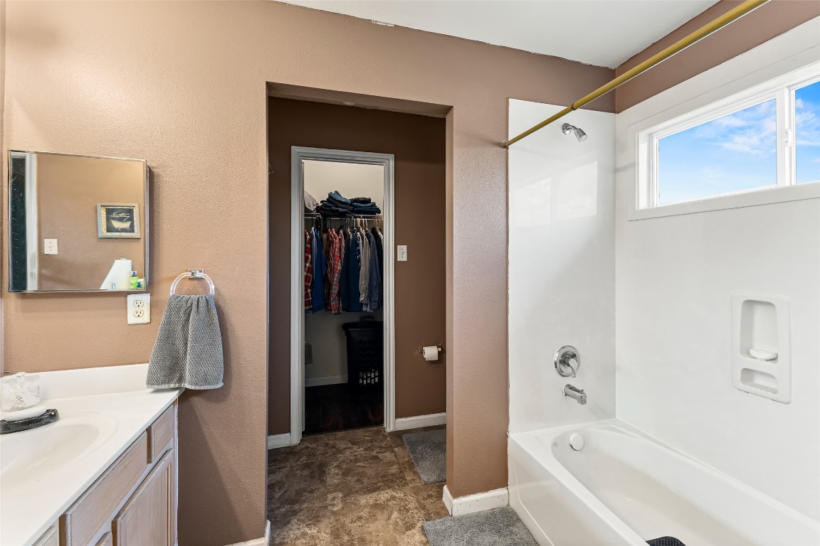 9411 Abbotshall Lane Property Photo 29