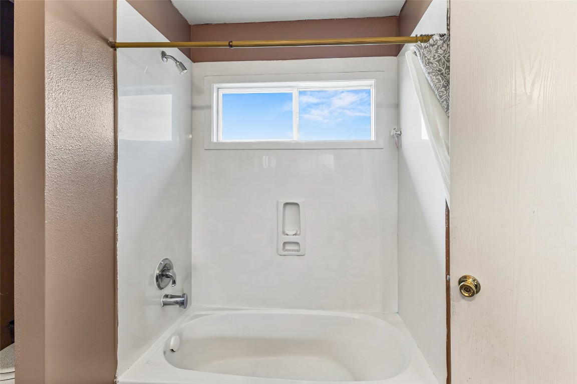 9411 Abbotshall Lane Property Photo 30