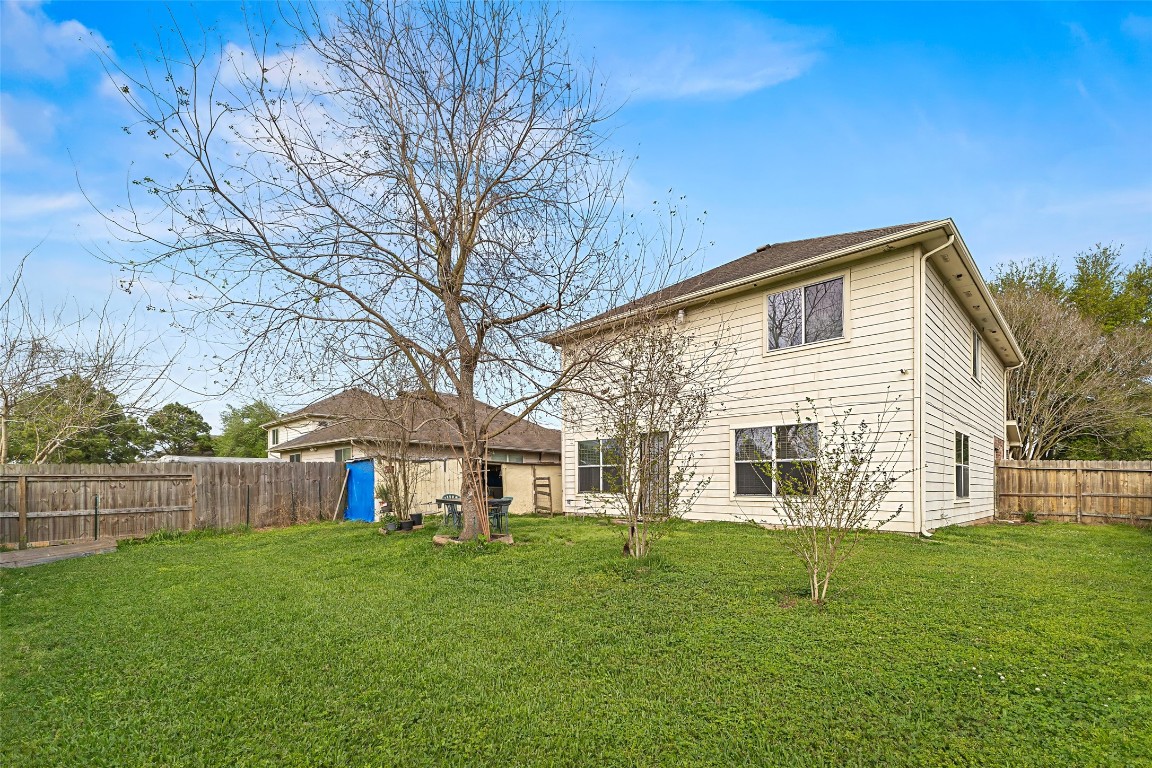 9411 Abbotshall Lane Property Photo 32