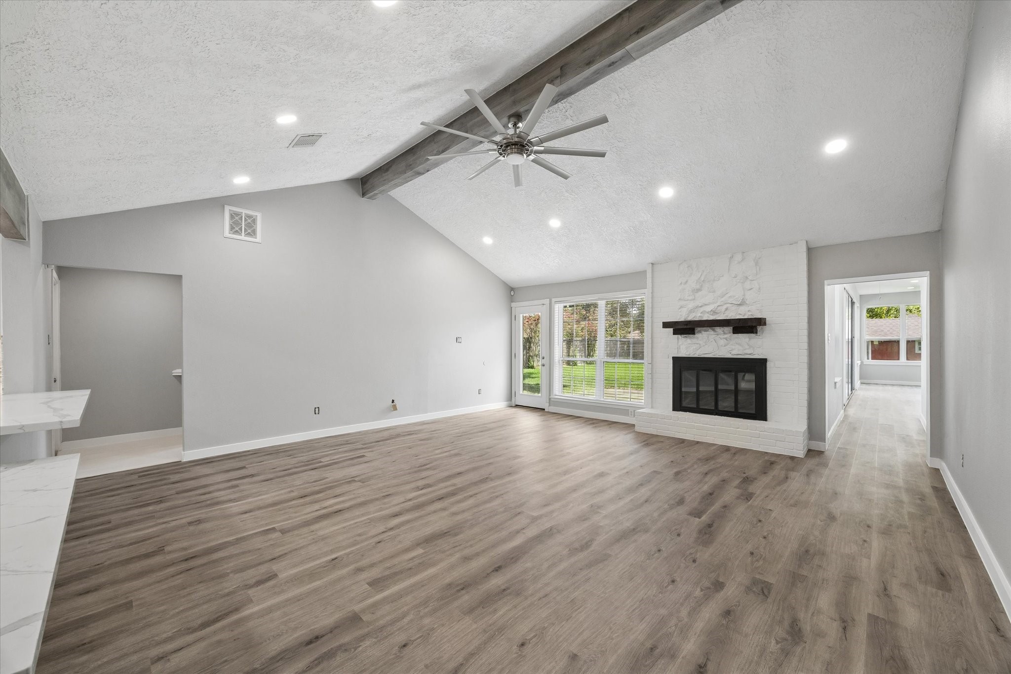 608 Tanglewood Drive Property Photo 6