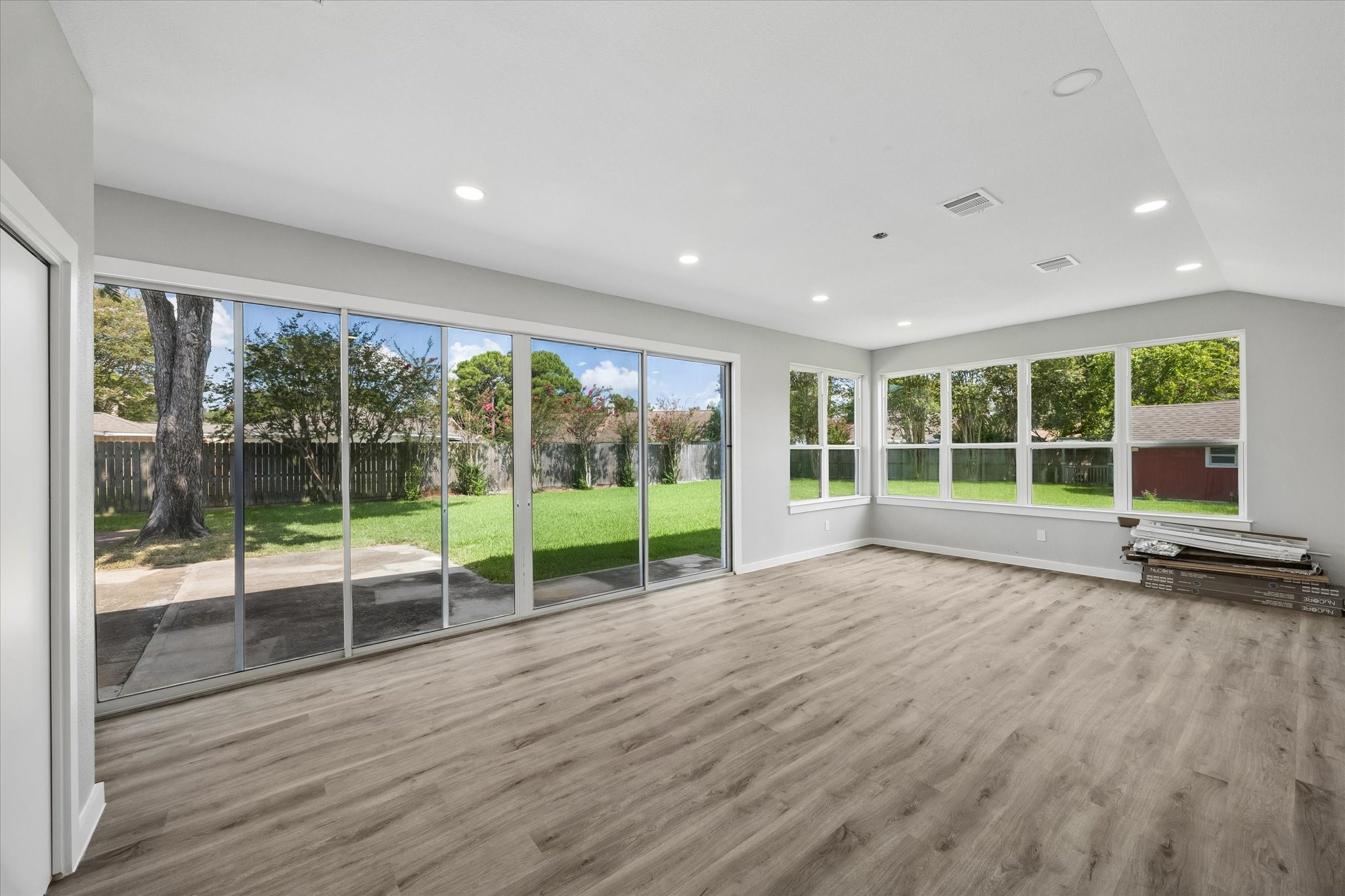 608 Tanglewood Drive Property Photo 16