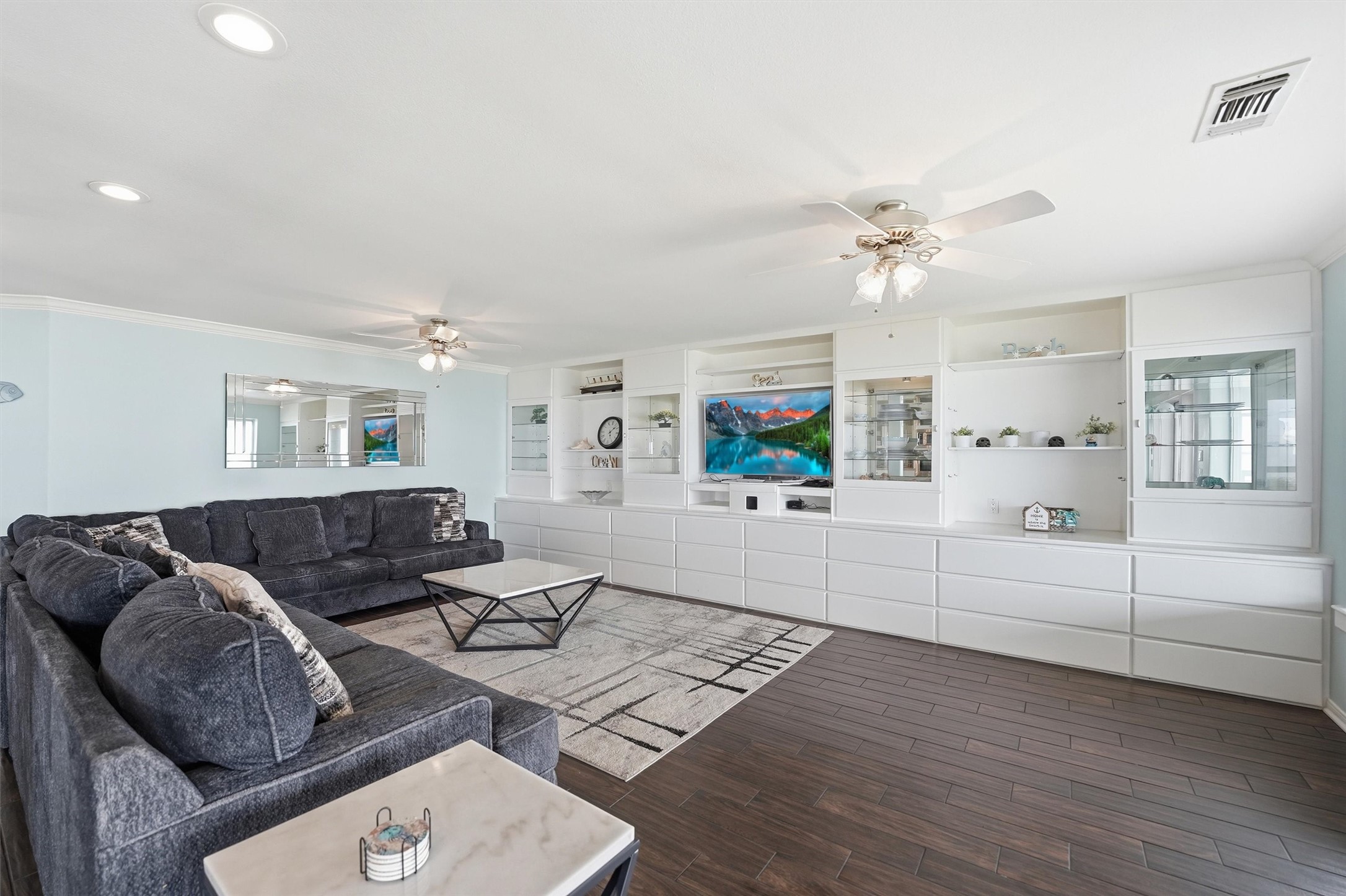 7712 Channelview Drive Property Photo 11