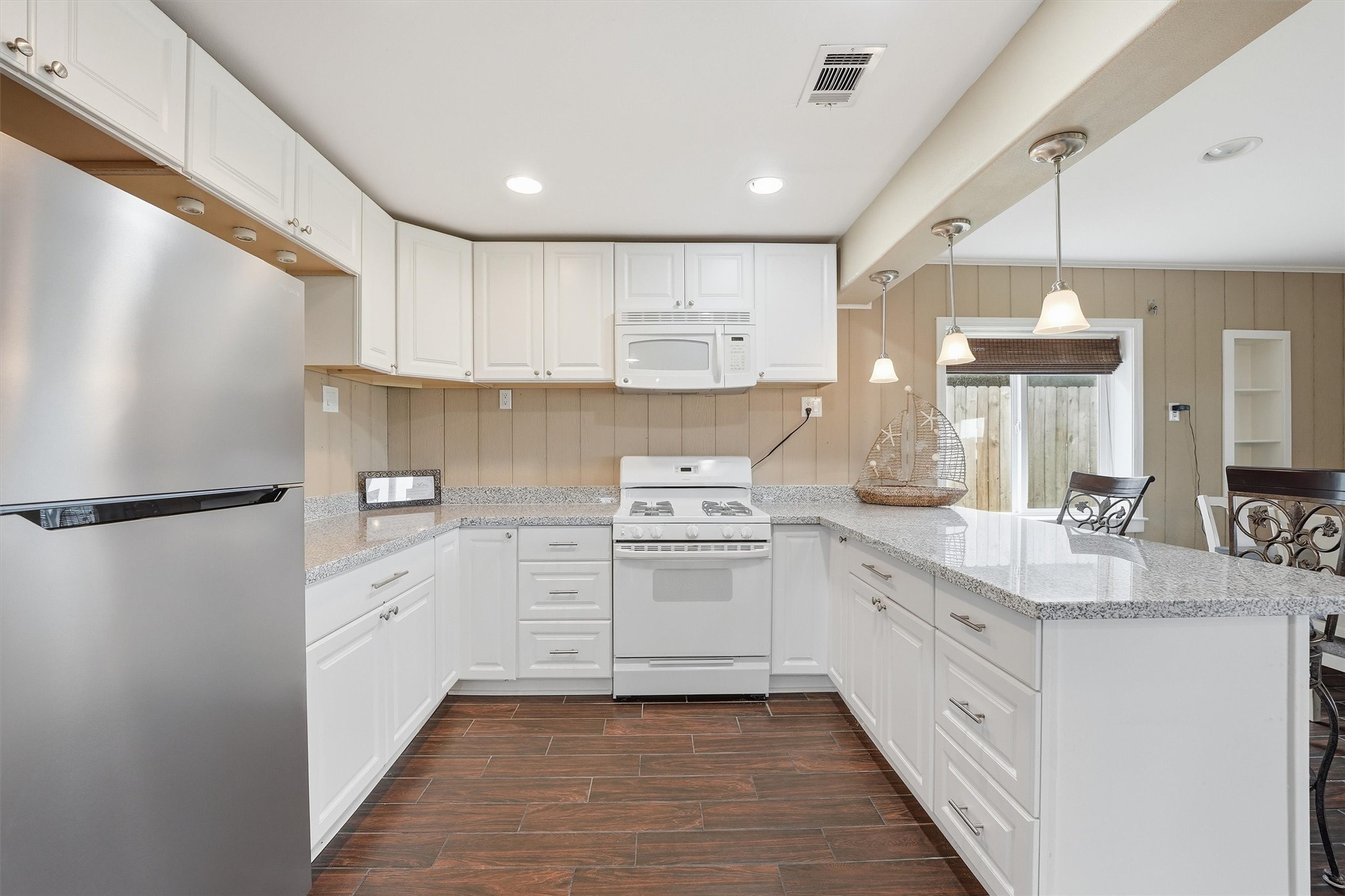 7712 Channelview Drive Property Photo 30