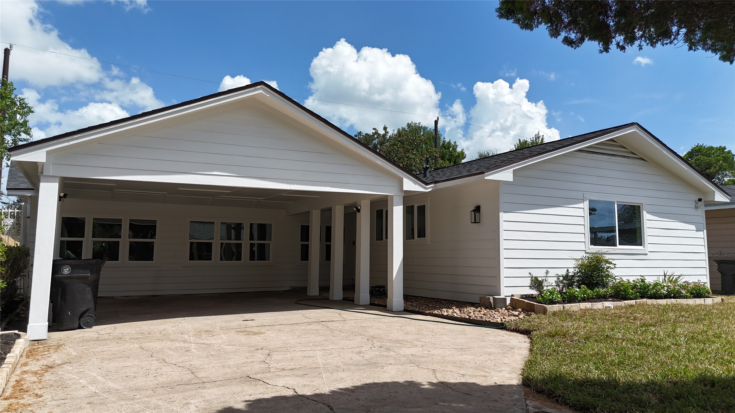 5007 Edfield Street Property Photo 1