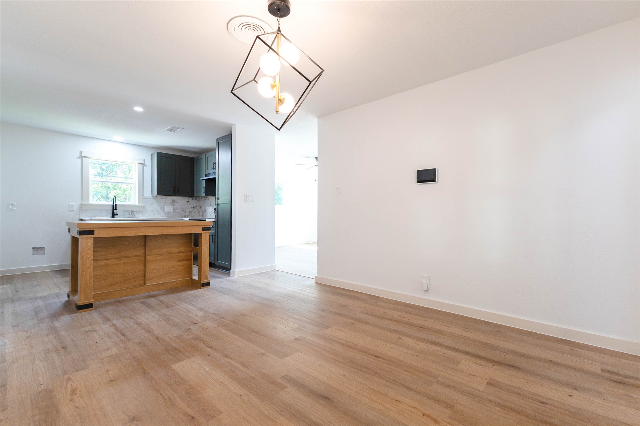 5007 Edfield Street Property Photo 10