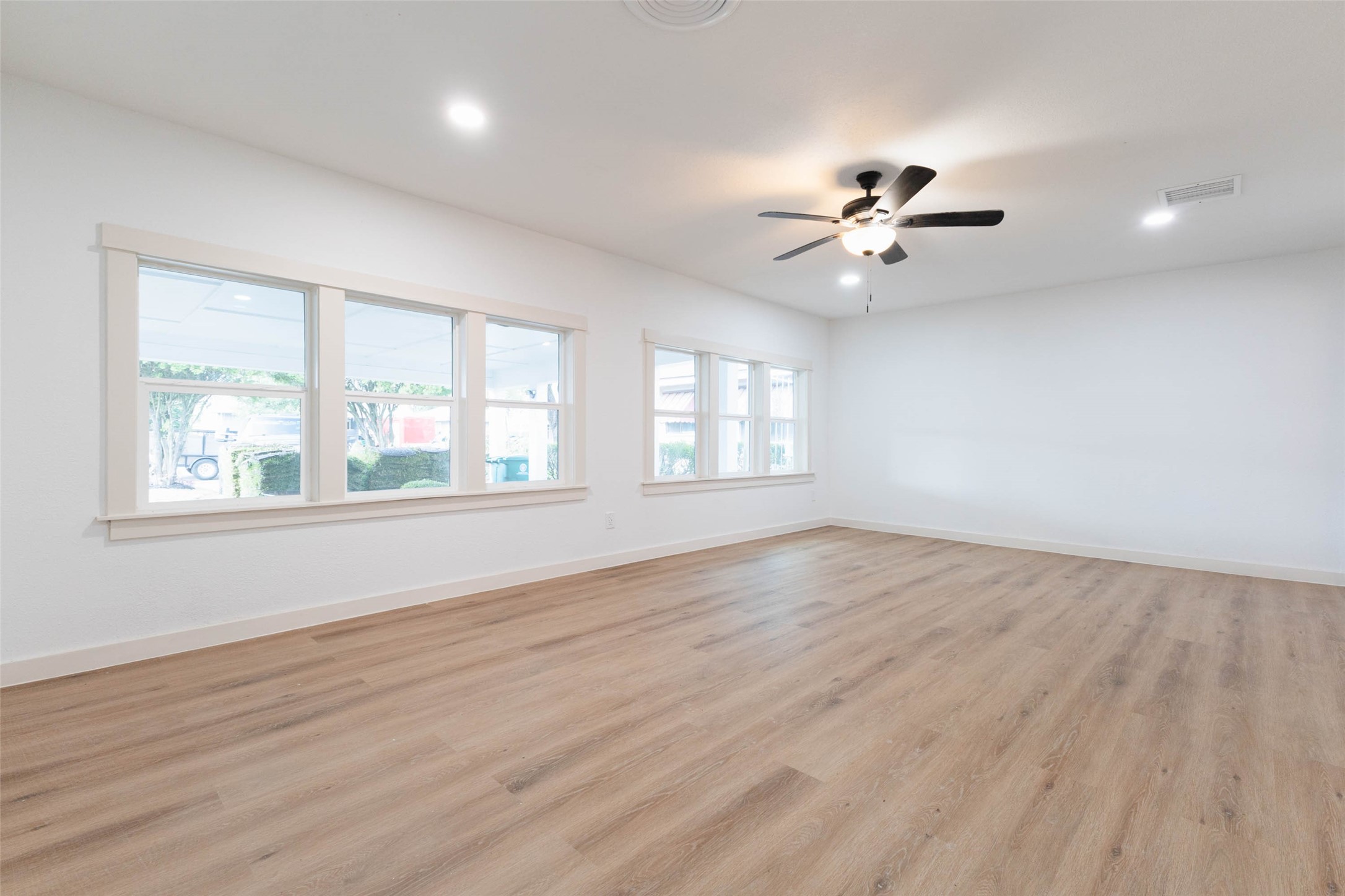 5007 Edfield Street Property Photo 22