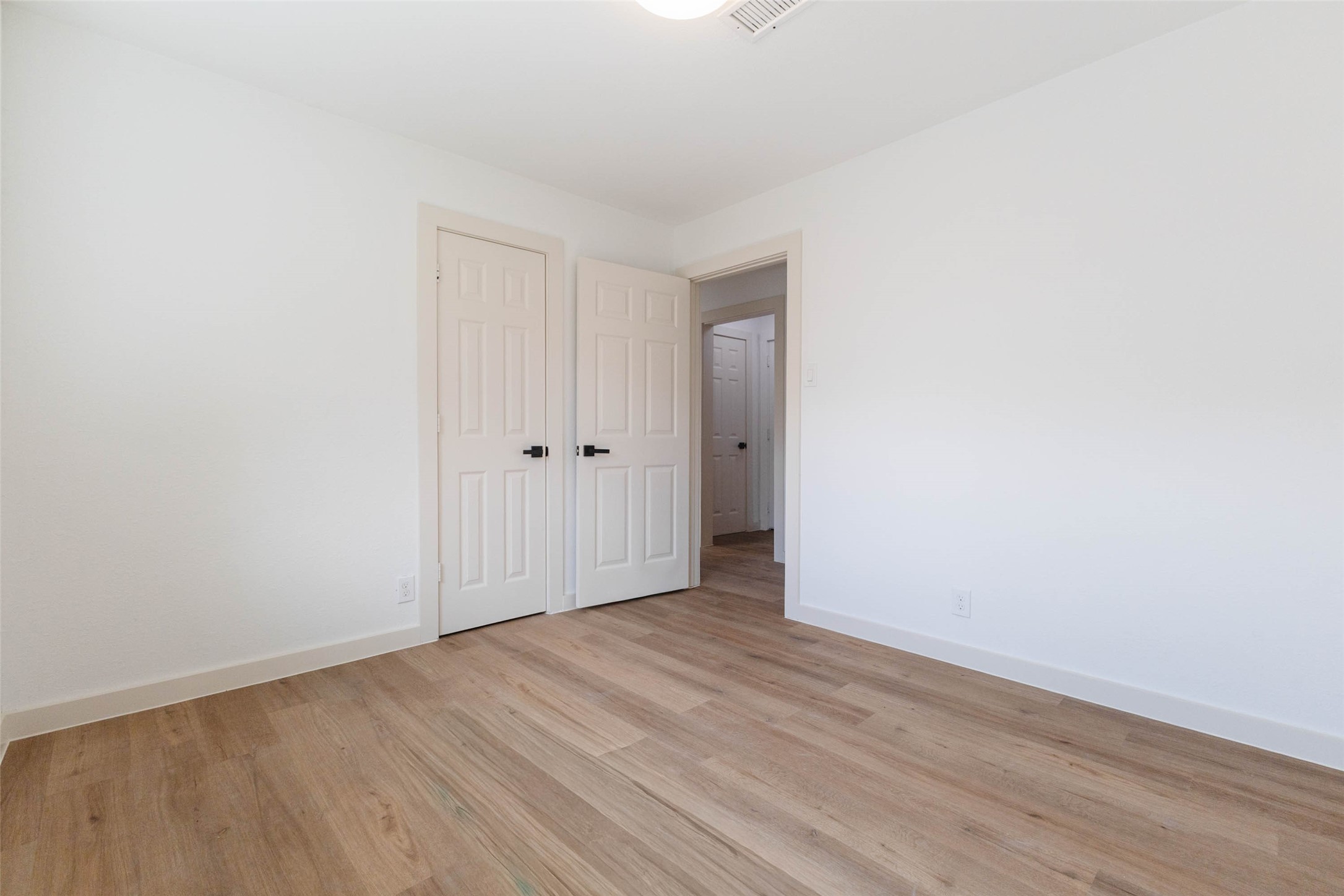 5007 Edfield Street Property Photo 37