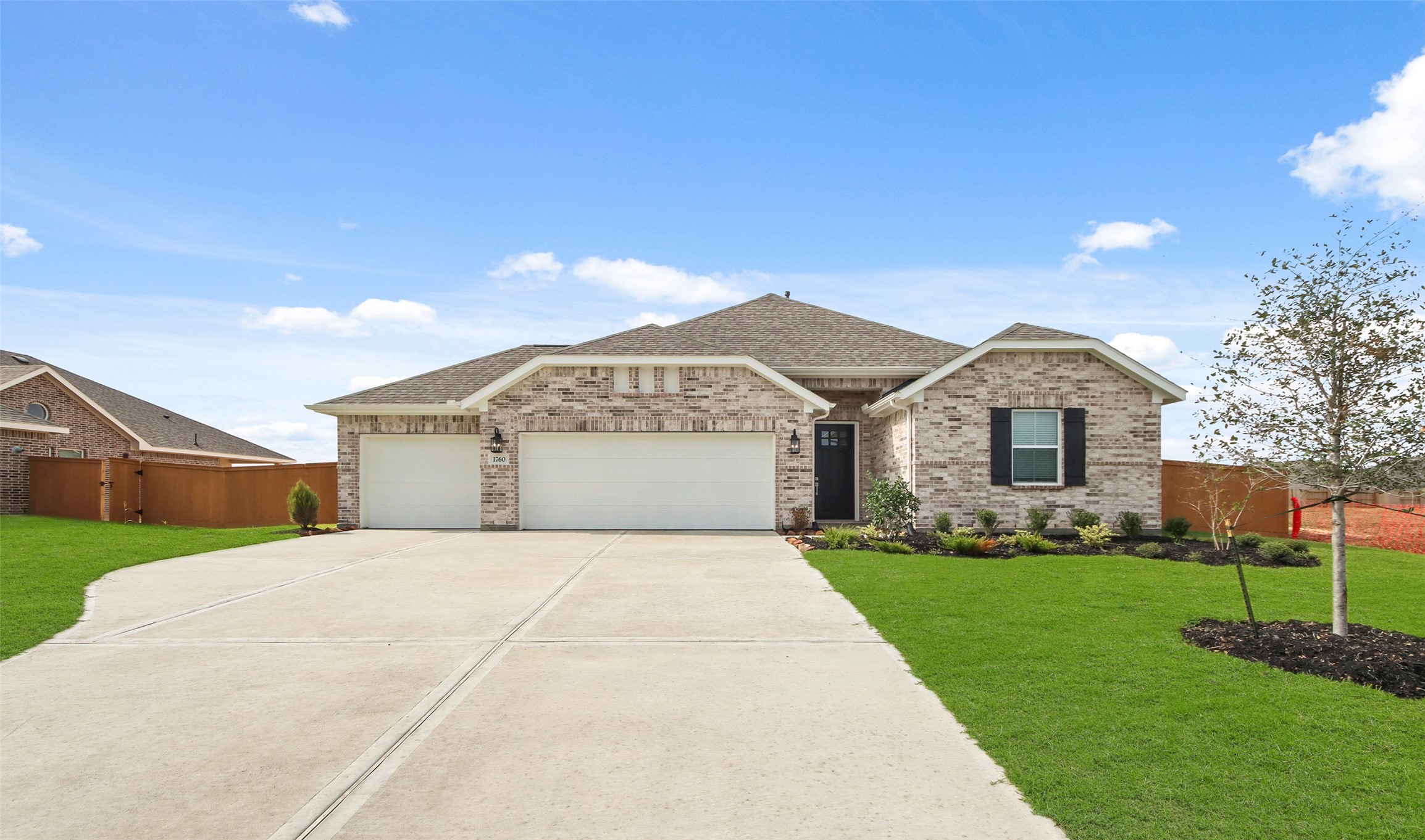 1760 Mesquite Trail Property Photo 2
