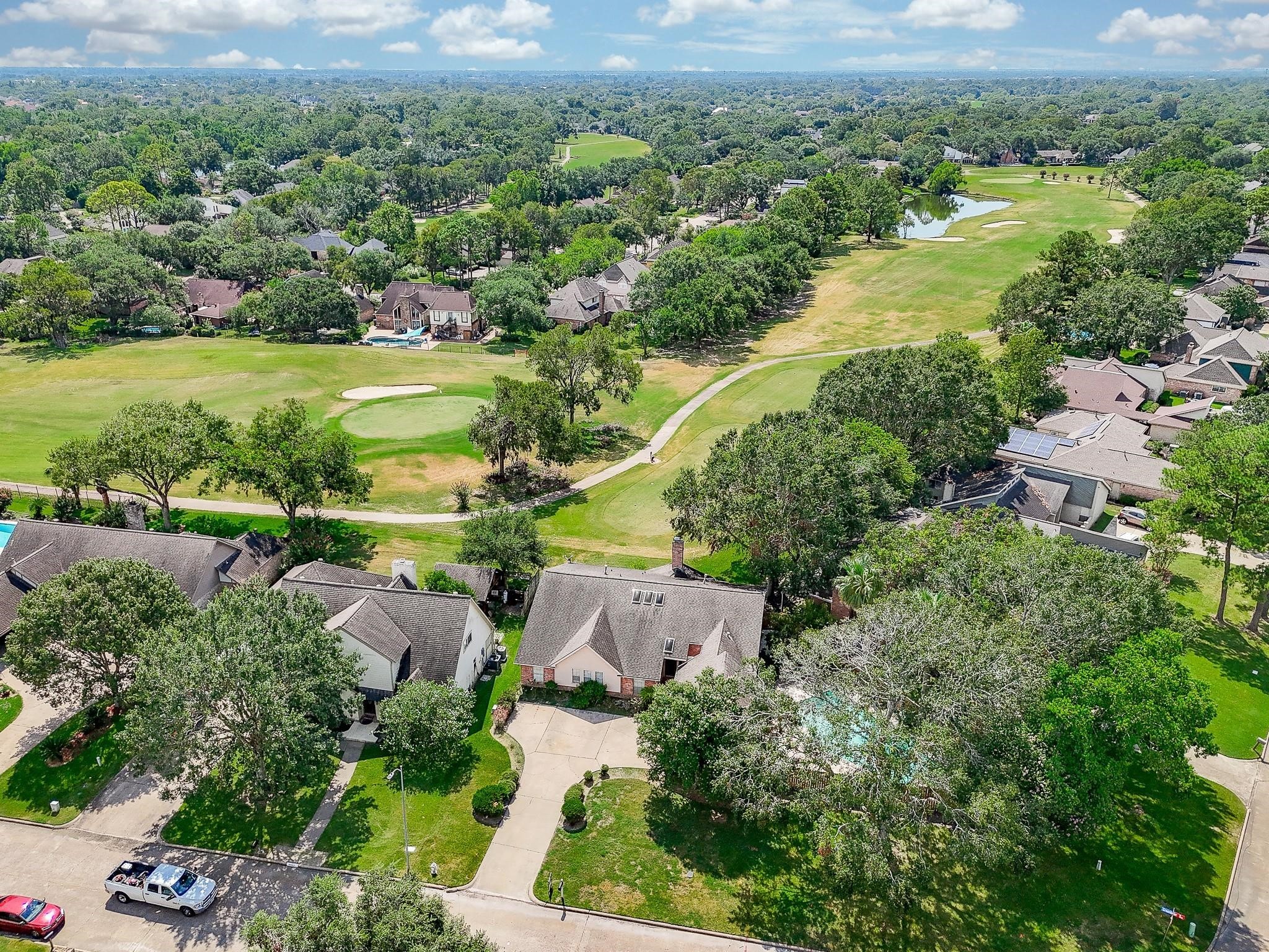 4002 Greenbriar Drive Property Photo