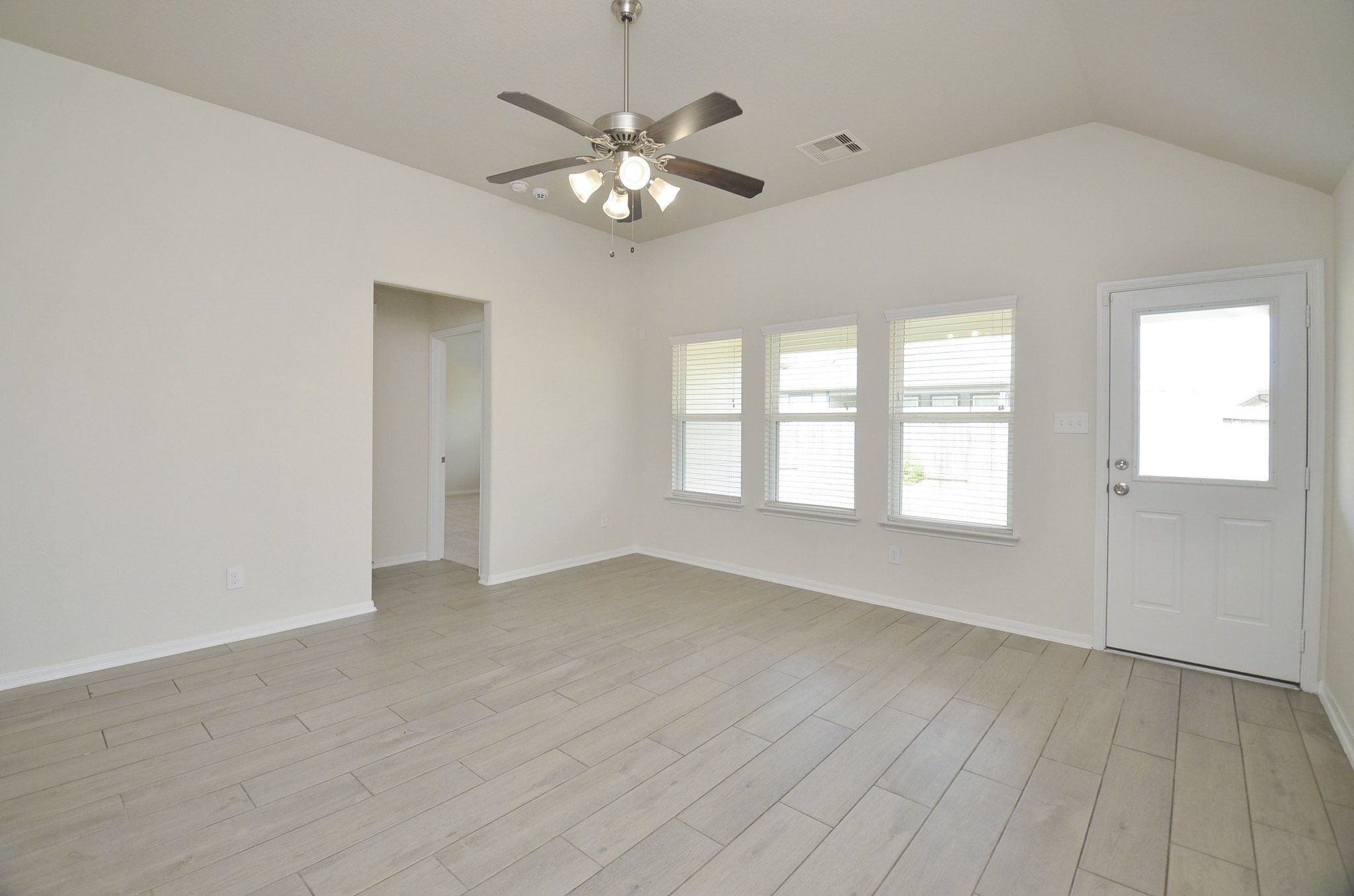 3222 Owl Hollow Drive Property Photo 10