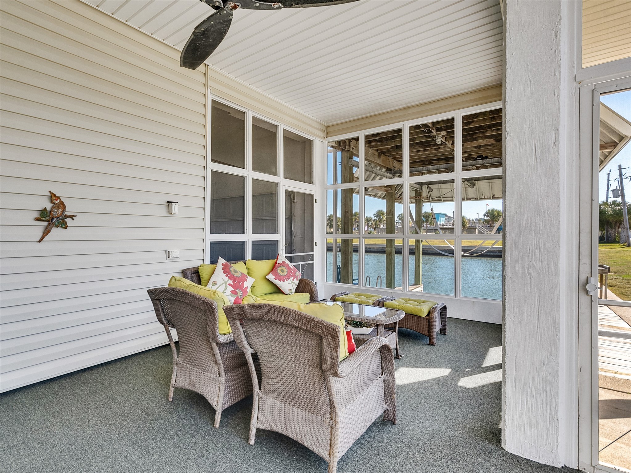 16627 Bayfront Drive Property Photo 8