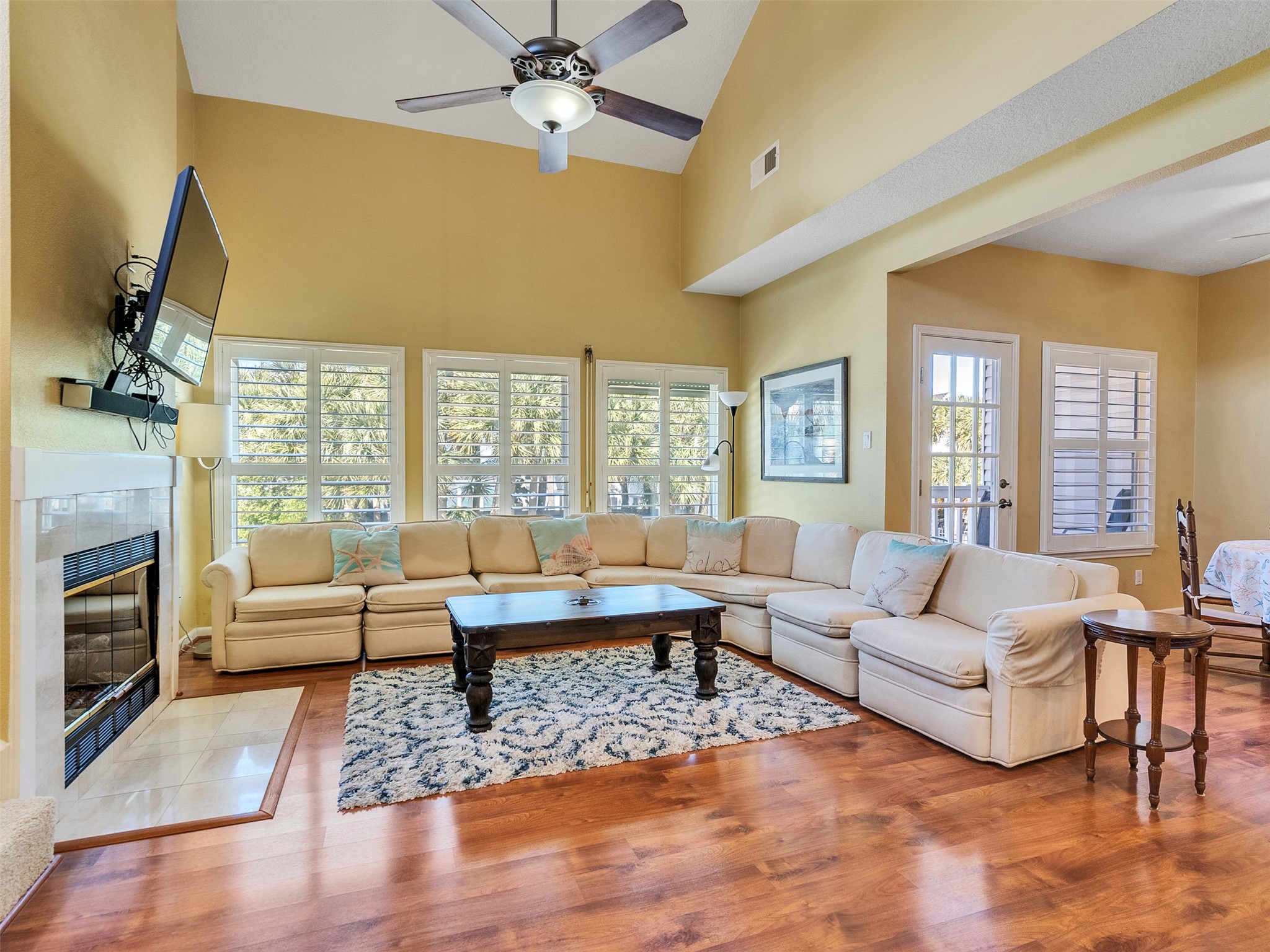 16627 Bayfront Drive Property Photo 13