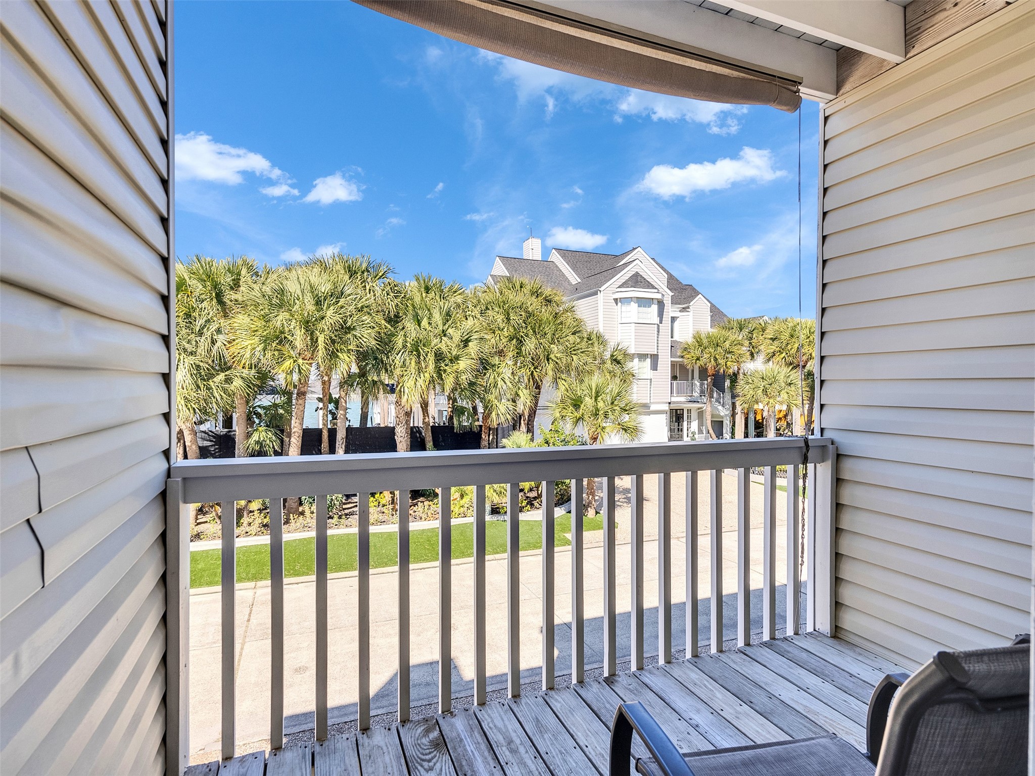 16627 Bayfront Drive Property Photo 34