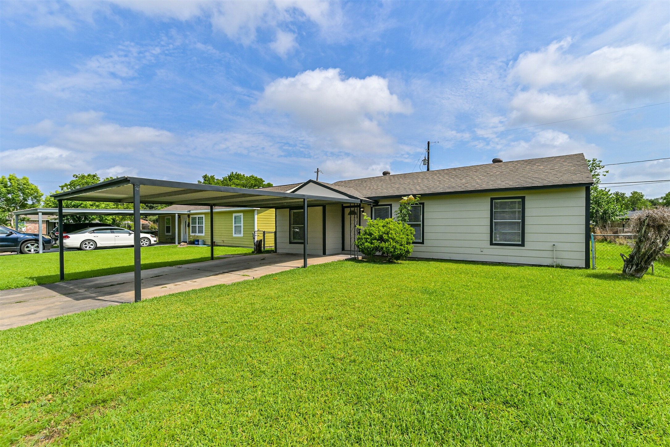 5007 Northridge Drive Property Photo 1