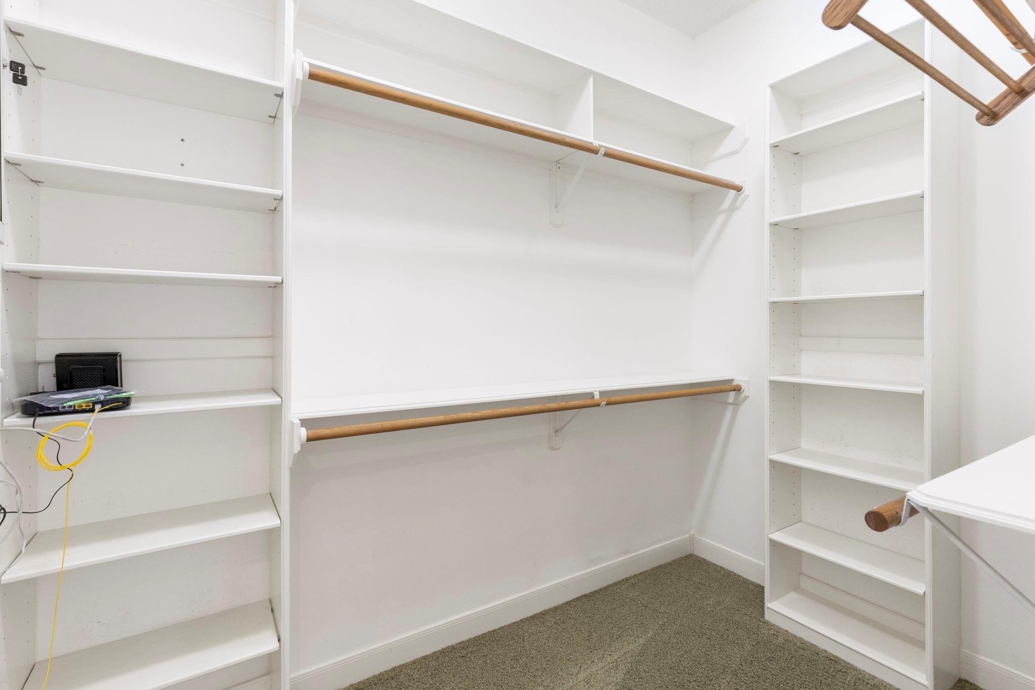 10857 Lake Forest Drive Property Photo 31