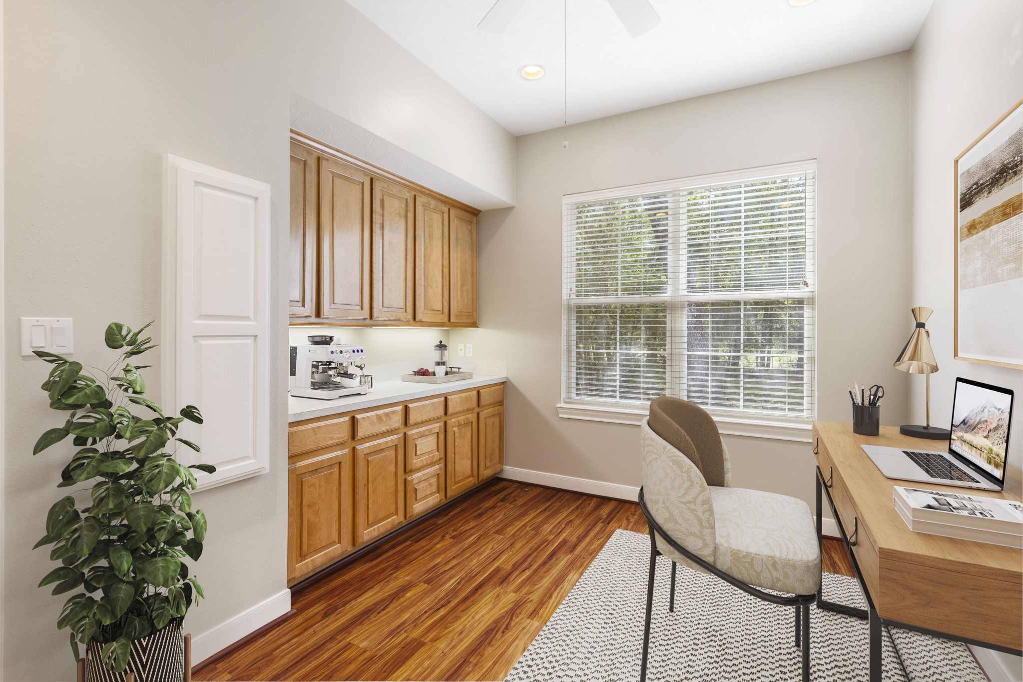 10857 Lake Forest Drive Property Photo 33