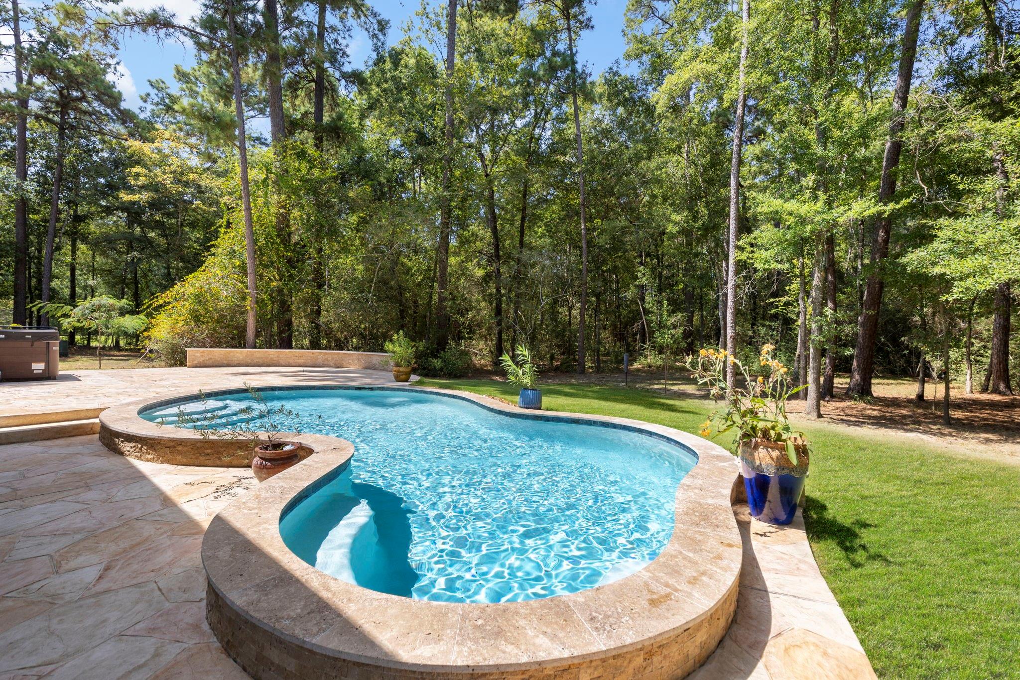 10857 Lake Forest Drive Property Photo 46