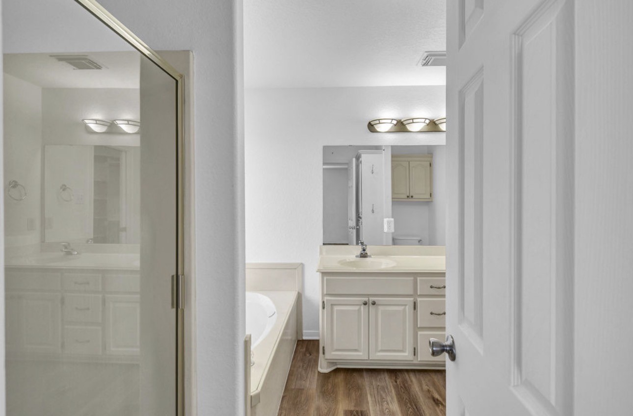 218 Lexington Avenue Property Photo 15