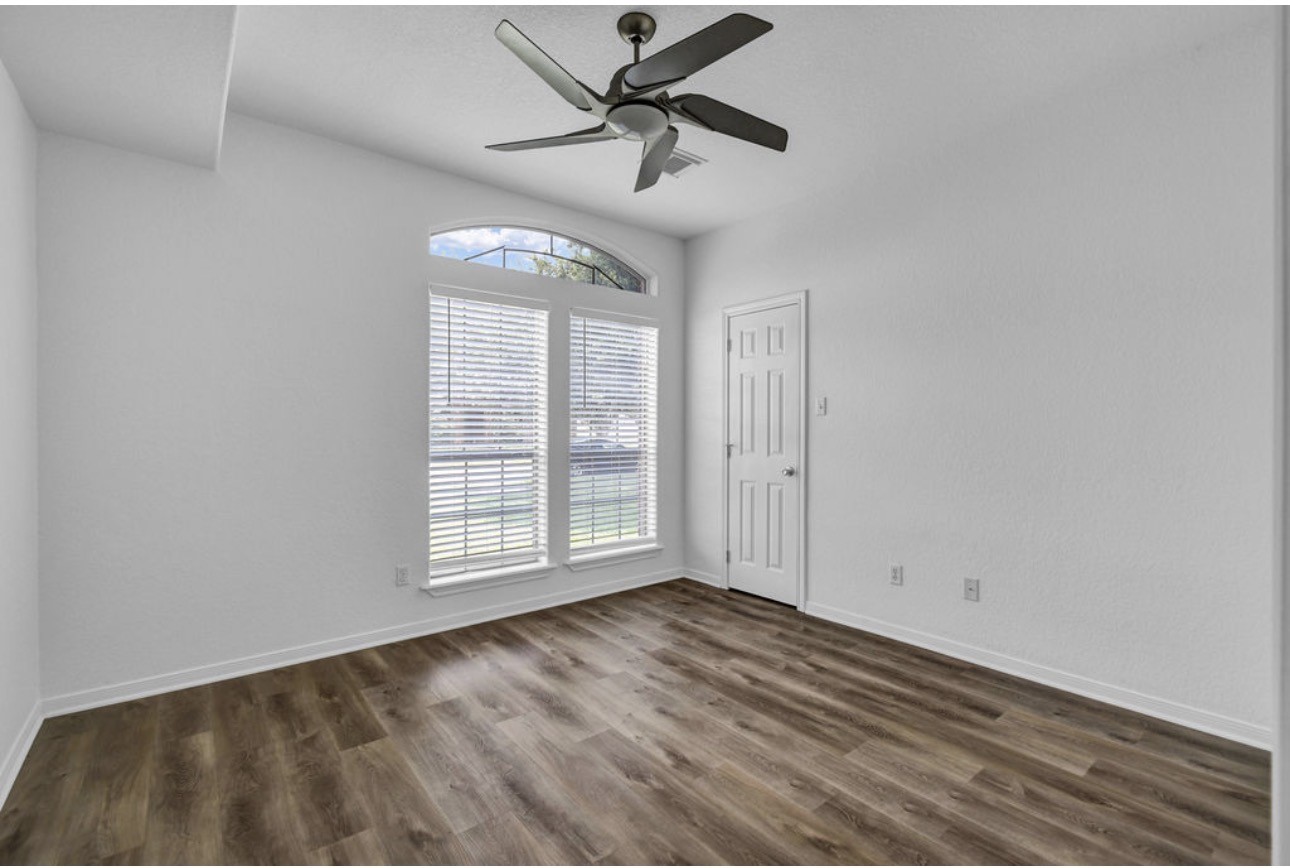 218 Lexington Avenue Property Photo 24