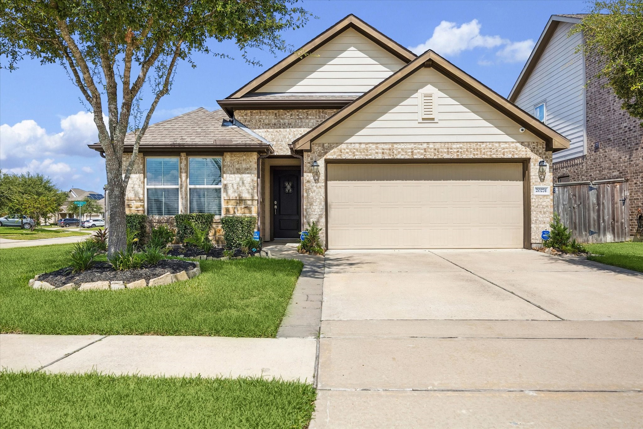 20274 Creekdale Bend Drive Property Photo 1