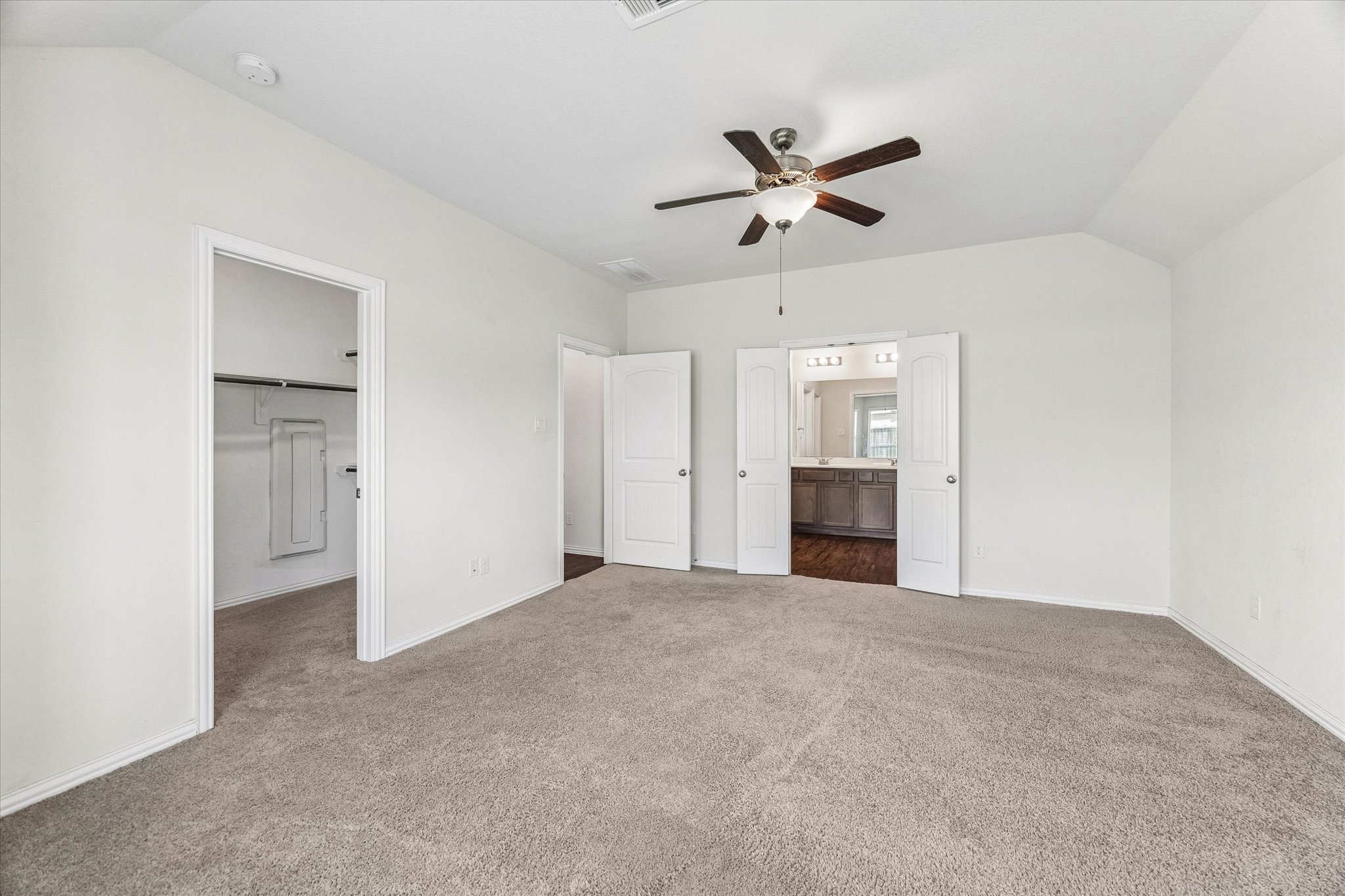20274 Creekdale Bend Drive Property Photo 14