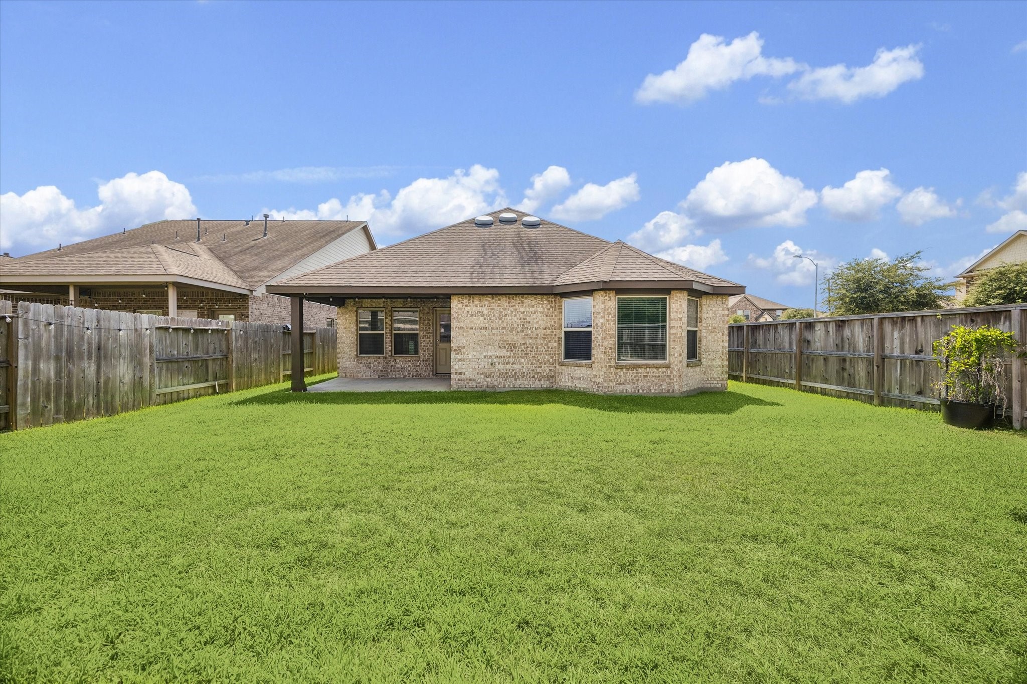 20274 Creekdale Bend Drive Property Photo 28