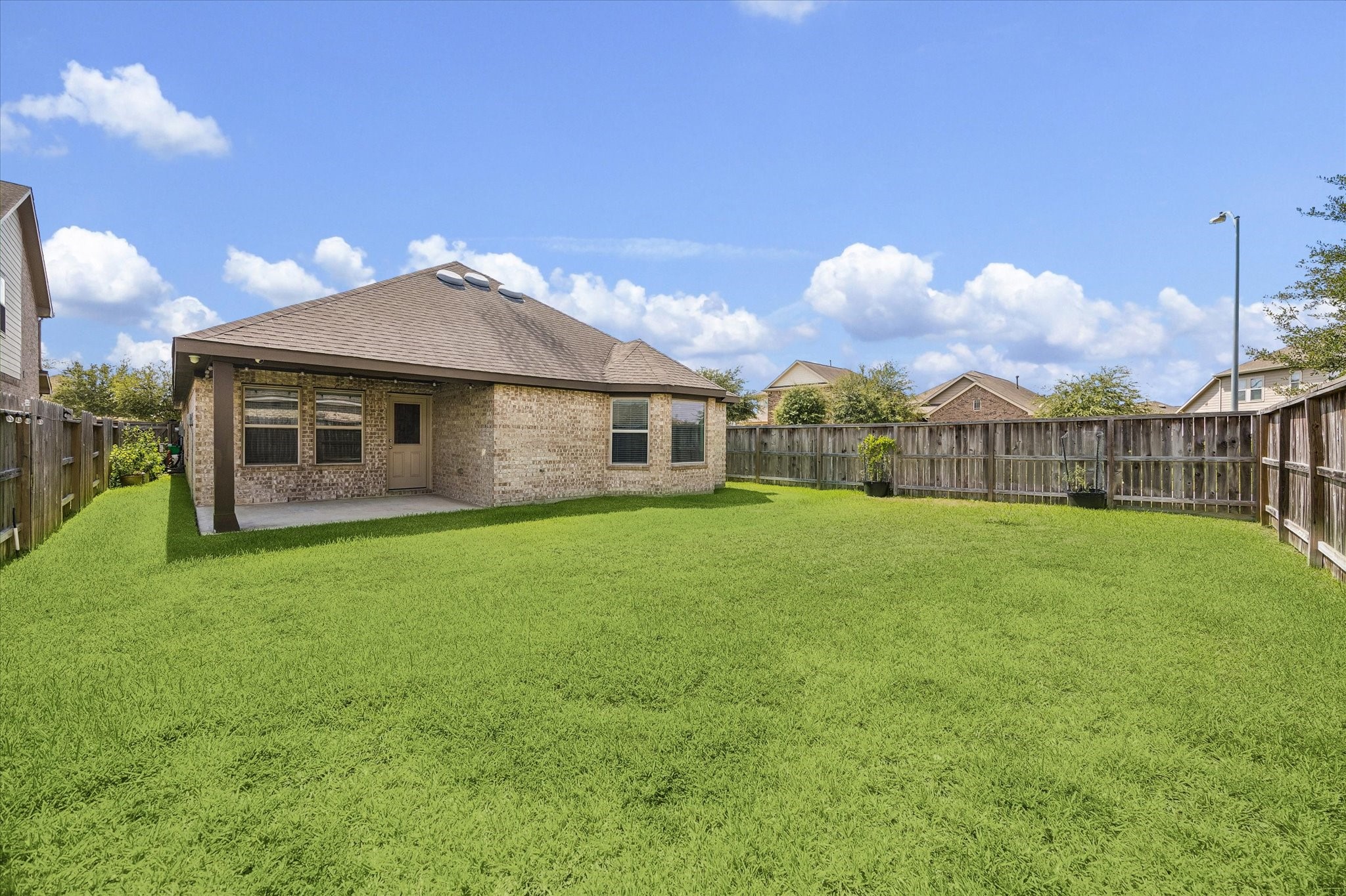 20274 Creekdale Bend Drive Property Photo 30