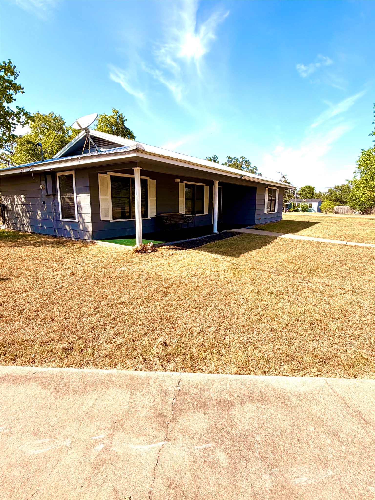 305 Gaywood Lane Property Photo 2