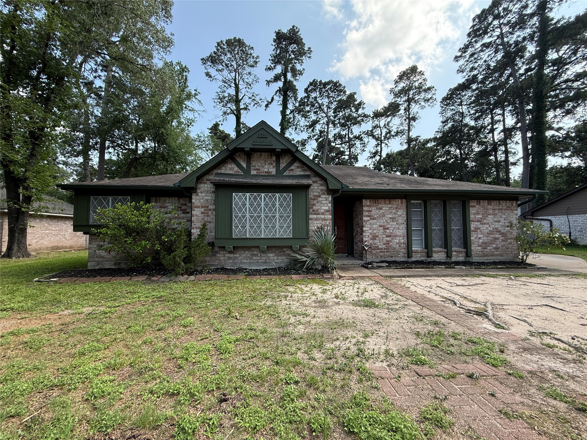 422 Gamewood Drive Property Photo 6