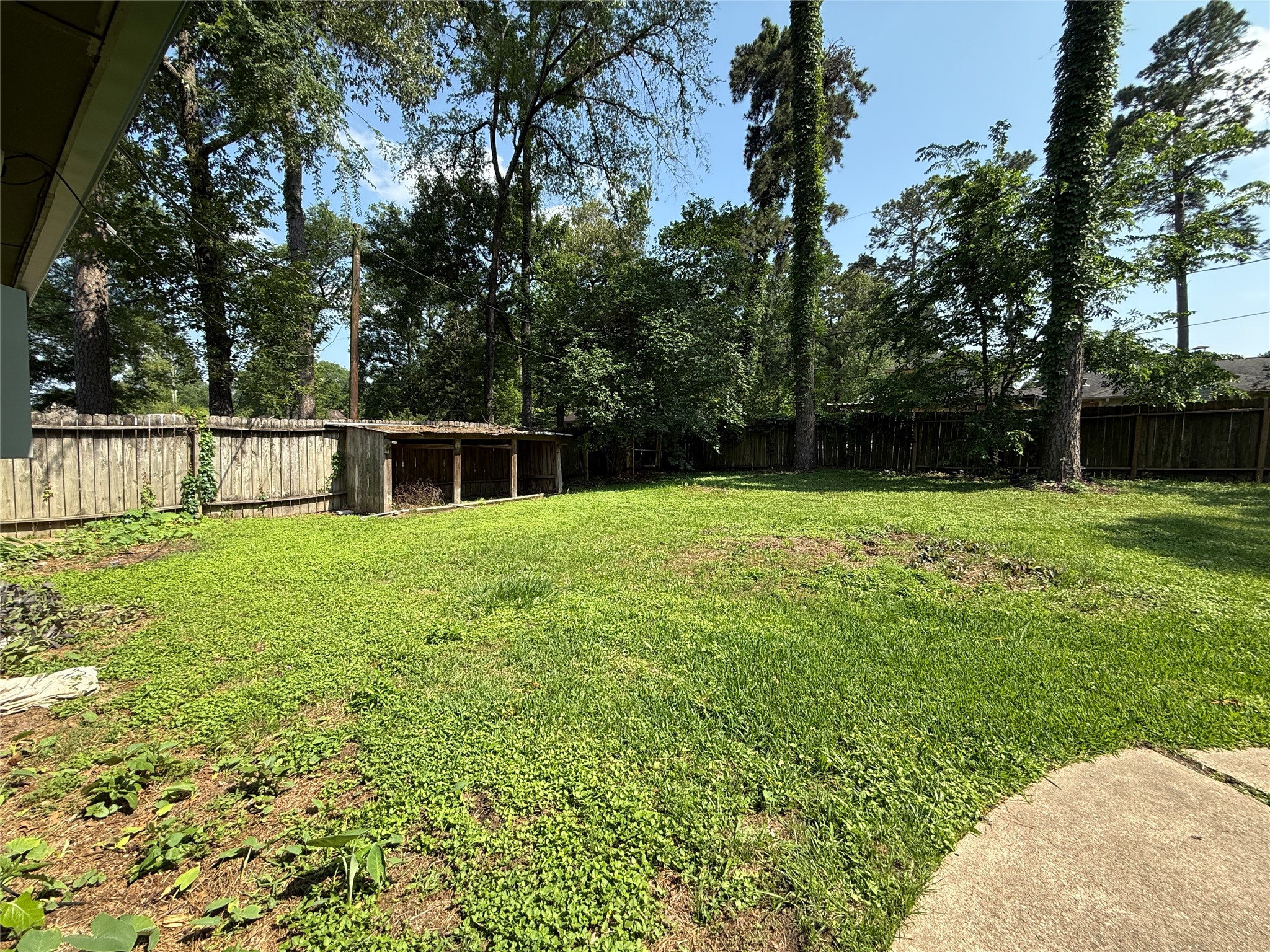 422 Gamewood Drive Property Photo 24